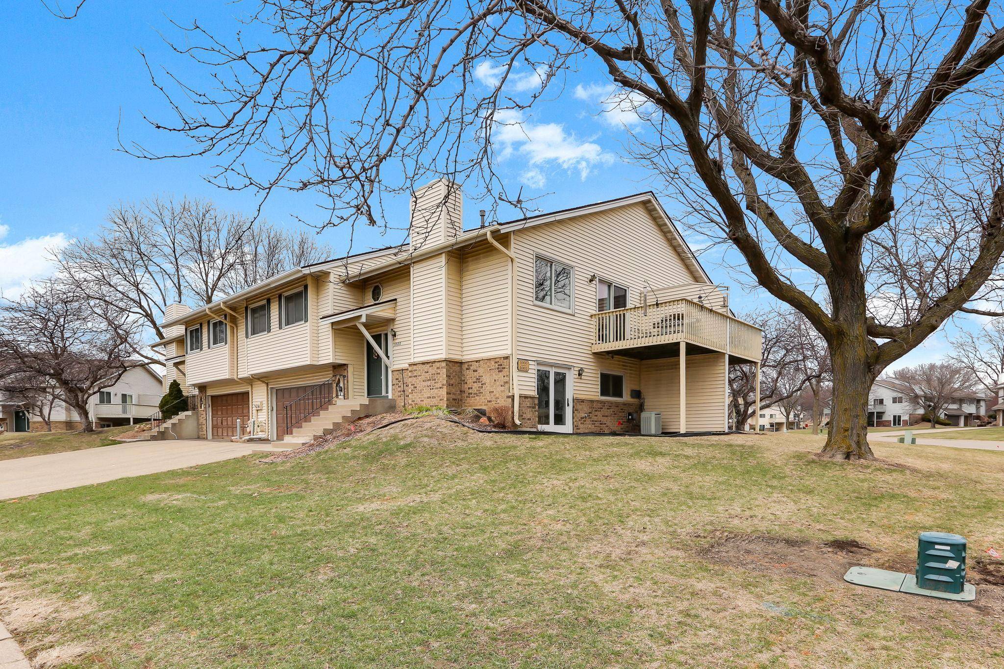 Burnsville, MN 55337,1000 Aston CIR