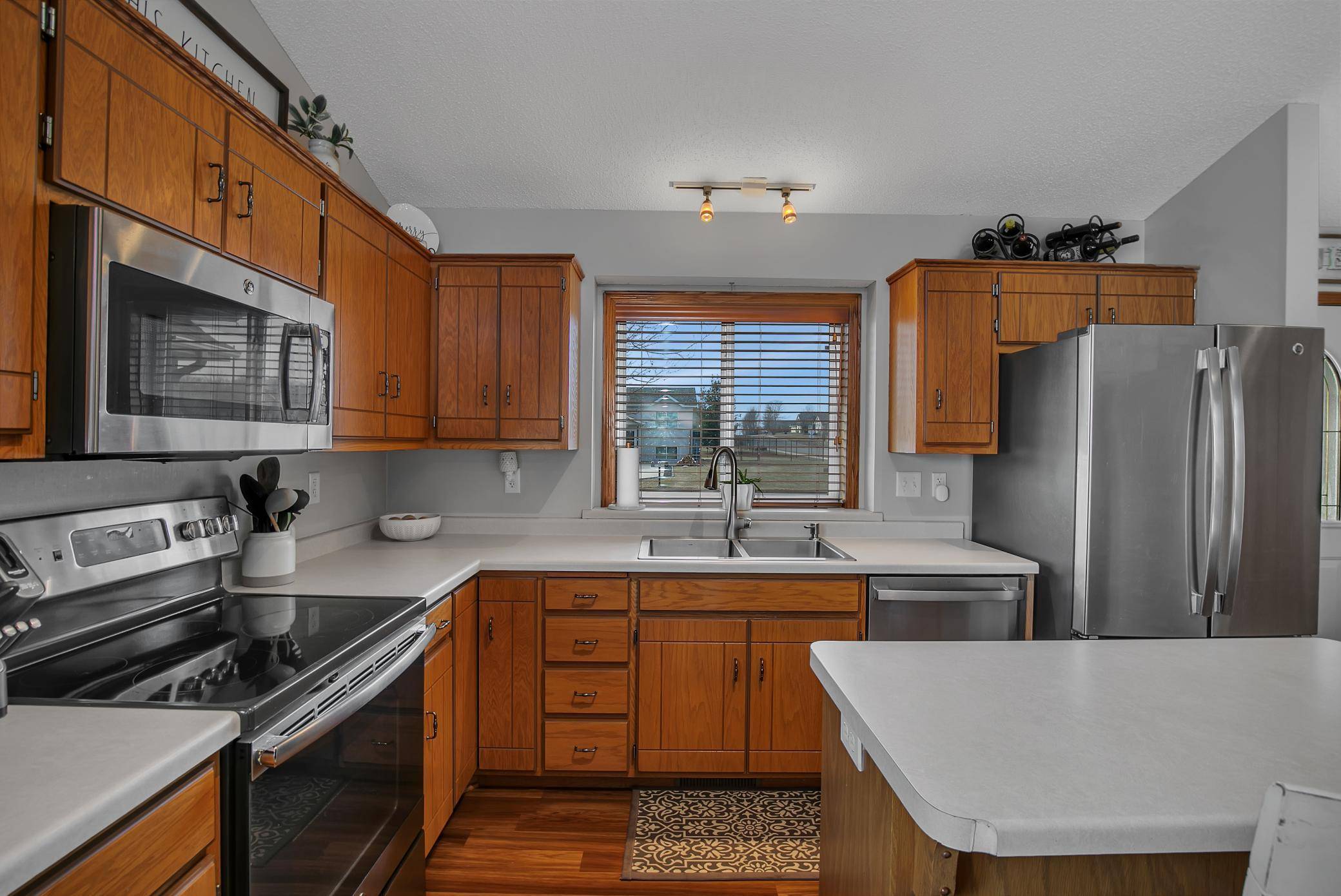 Saint Joseph, MN 56374,607 Hackberry DR
