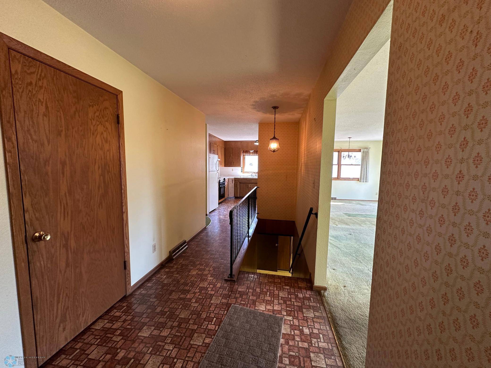Fargo, ND 58102,314 28th AVE N