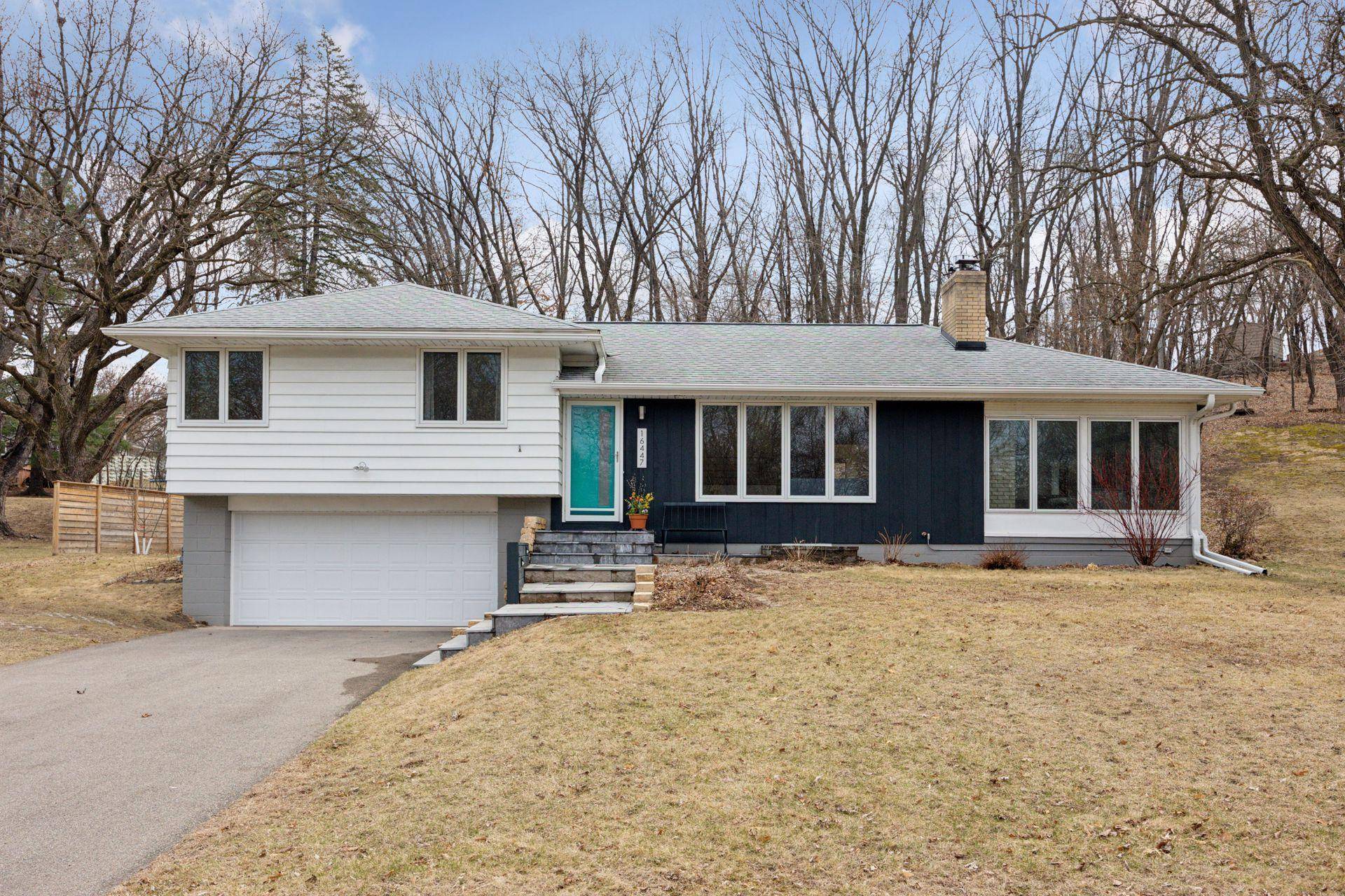 Minnetonka, MN 55345,16447 Norwood DR