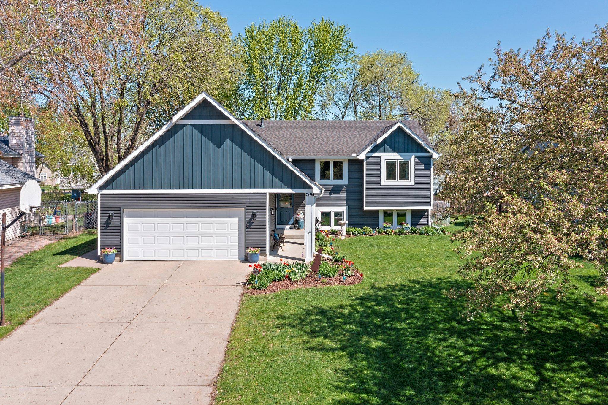 Apple Valley, MN 55124,7165 Upper 157th ST W