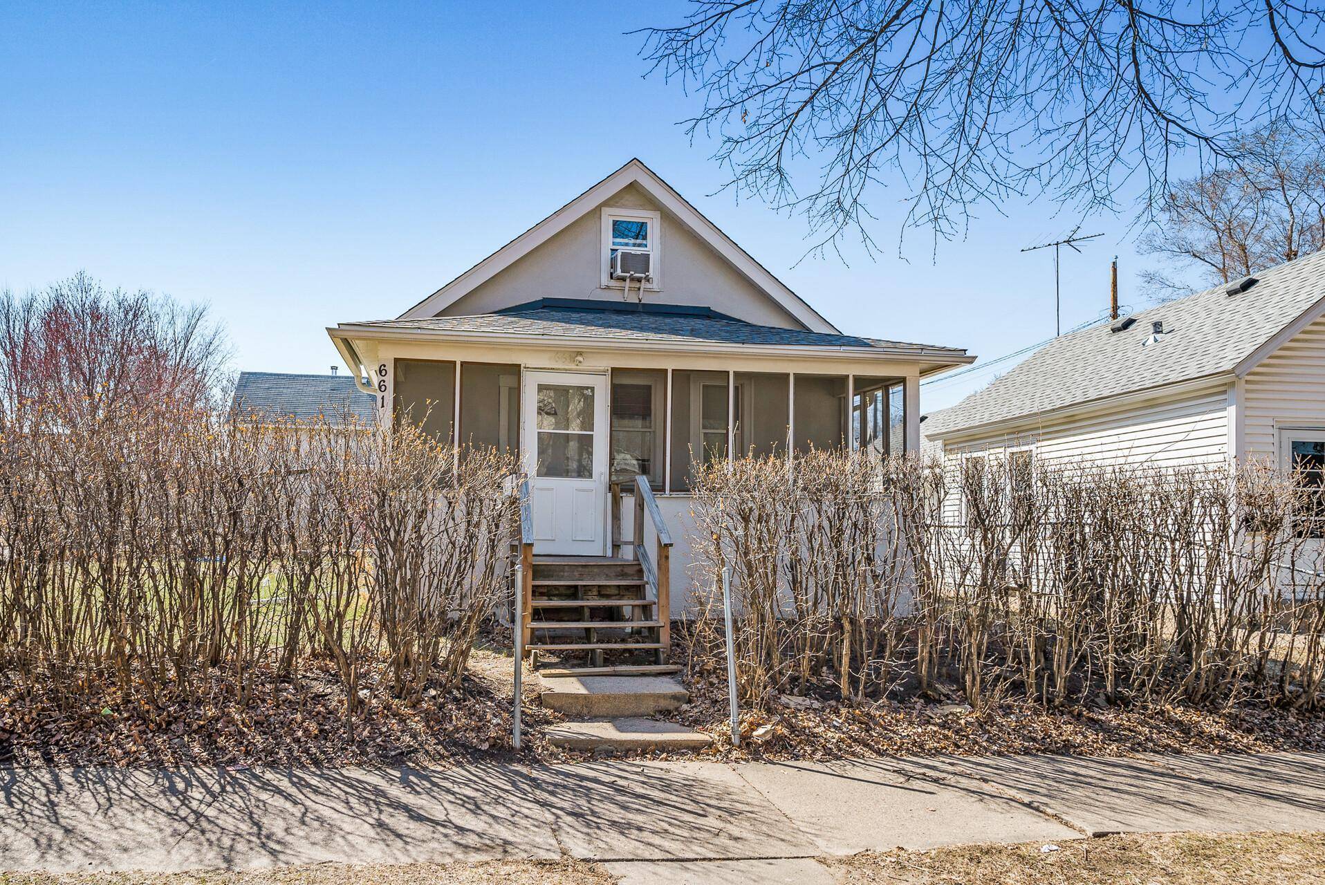 Saint Paul, MN 55103,661 Kent ST
