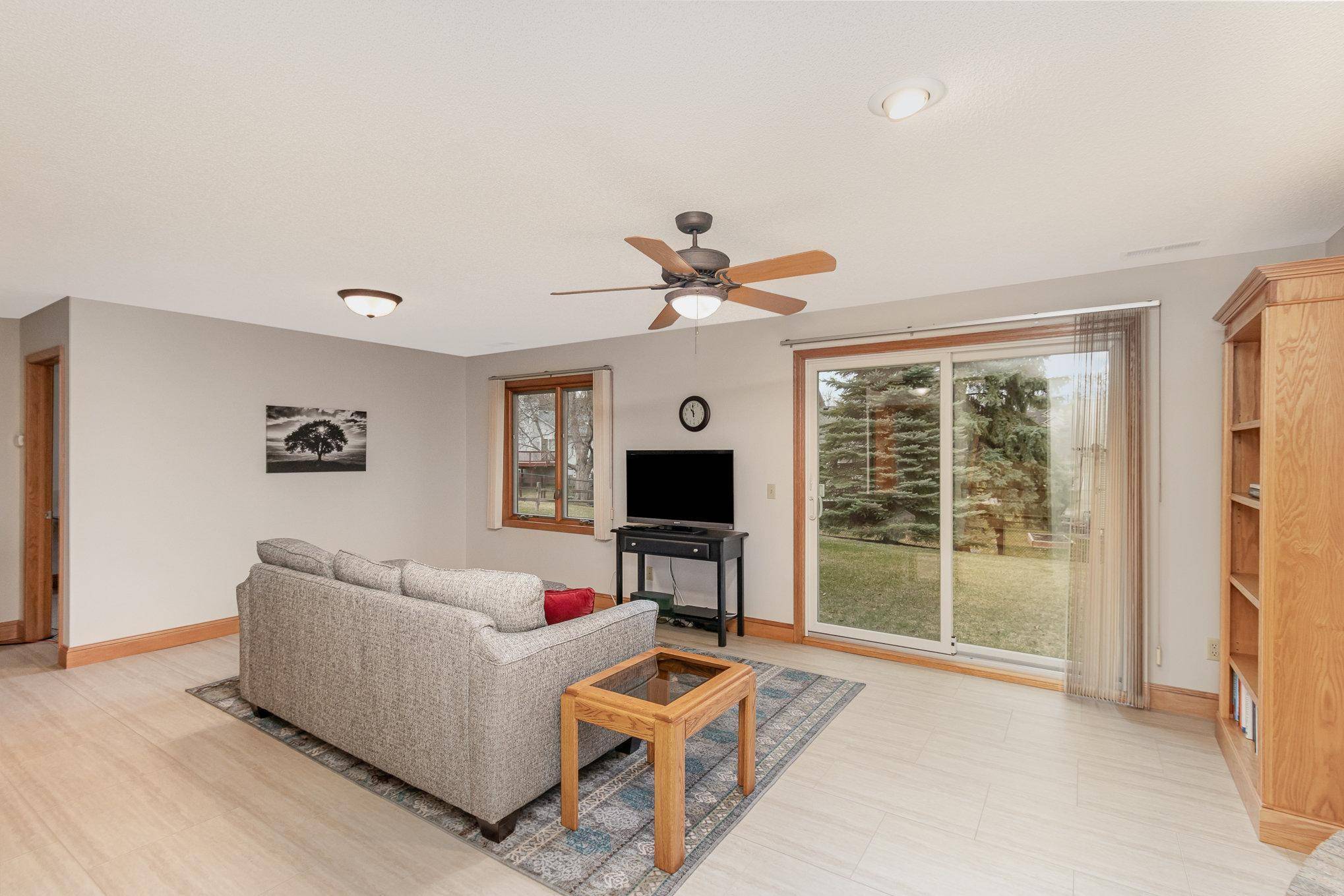 Lakeville, MN 55044,16335 Greenbriar CT