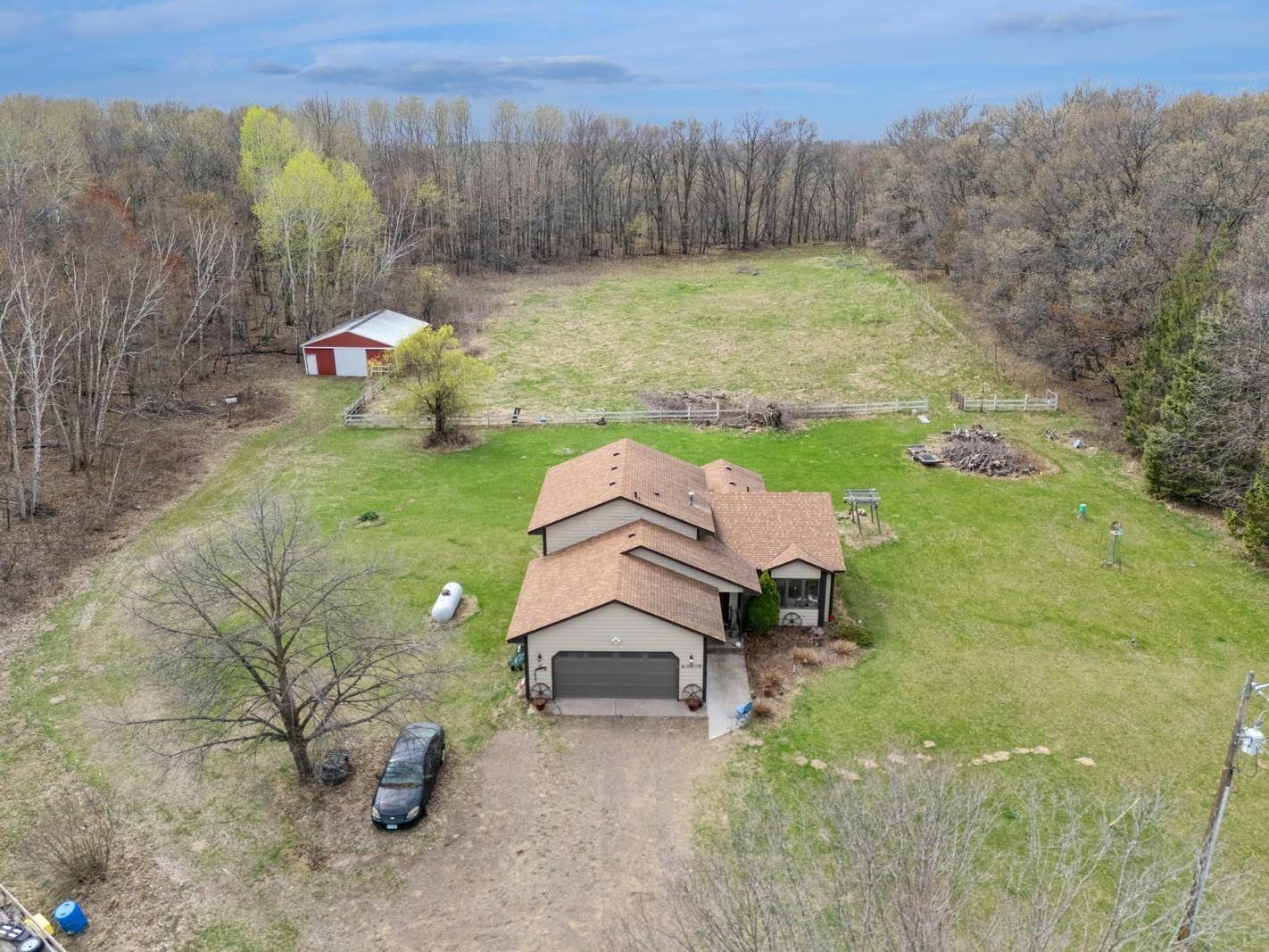 Cambridge, MN 55008,35292 Central DR NE