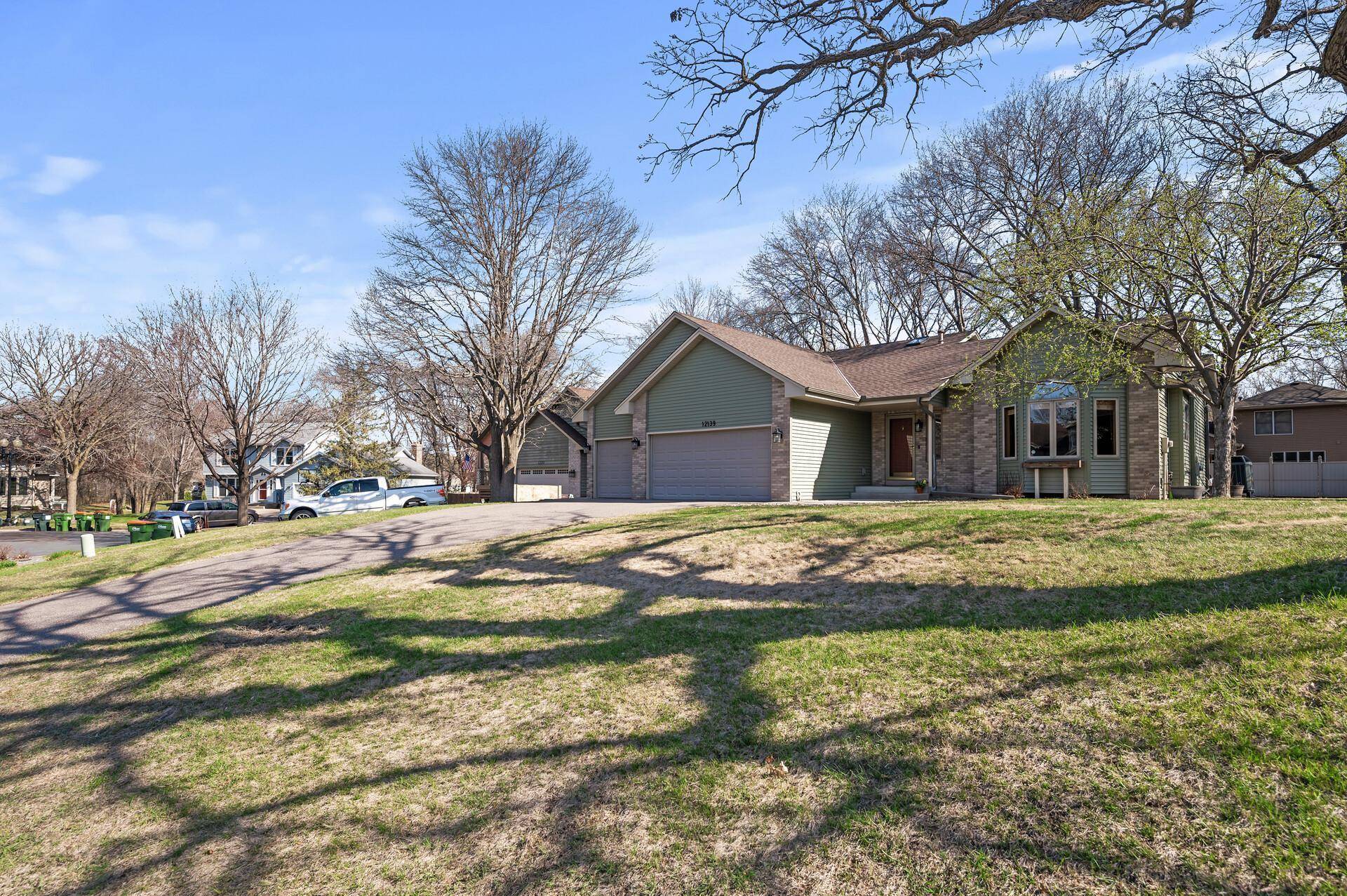 Coon Rapids, MN 55433,12139 Jonquil ST NW