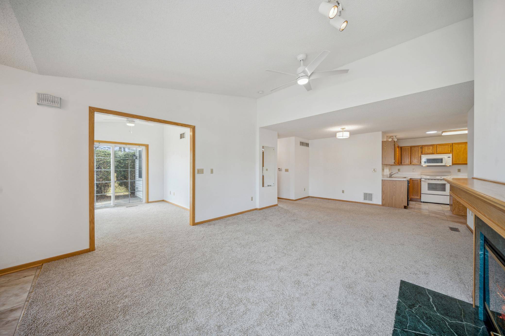 Inver Grove Heights, MN 55076,2786 87th ST E #18