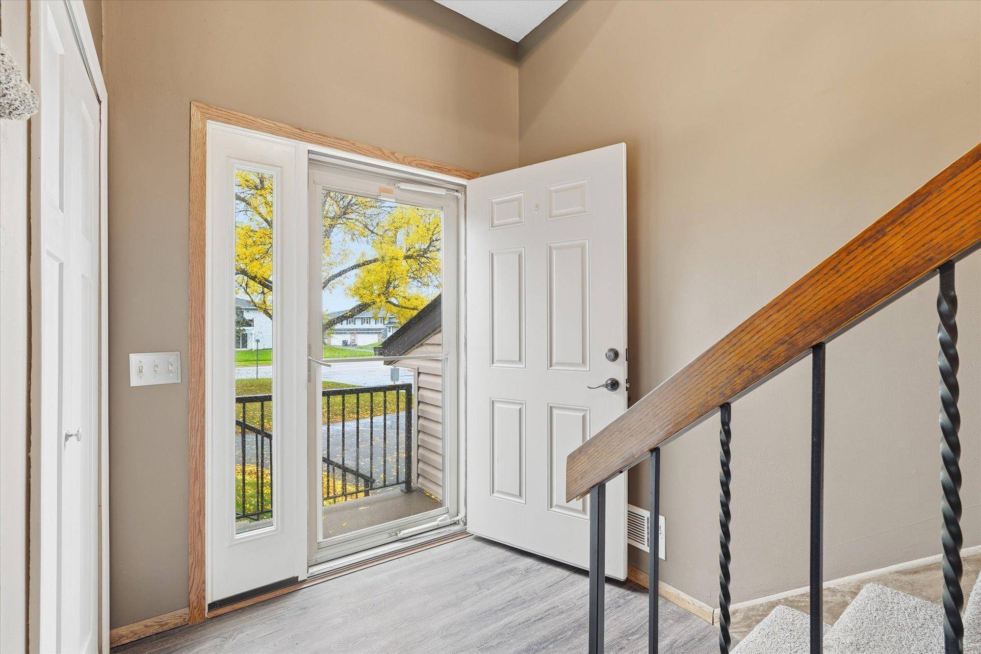 Apple Valley, MN 55124,14798 Embry PATH