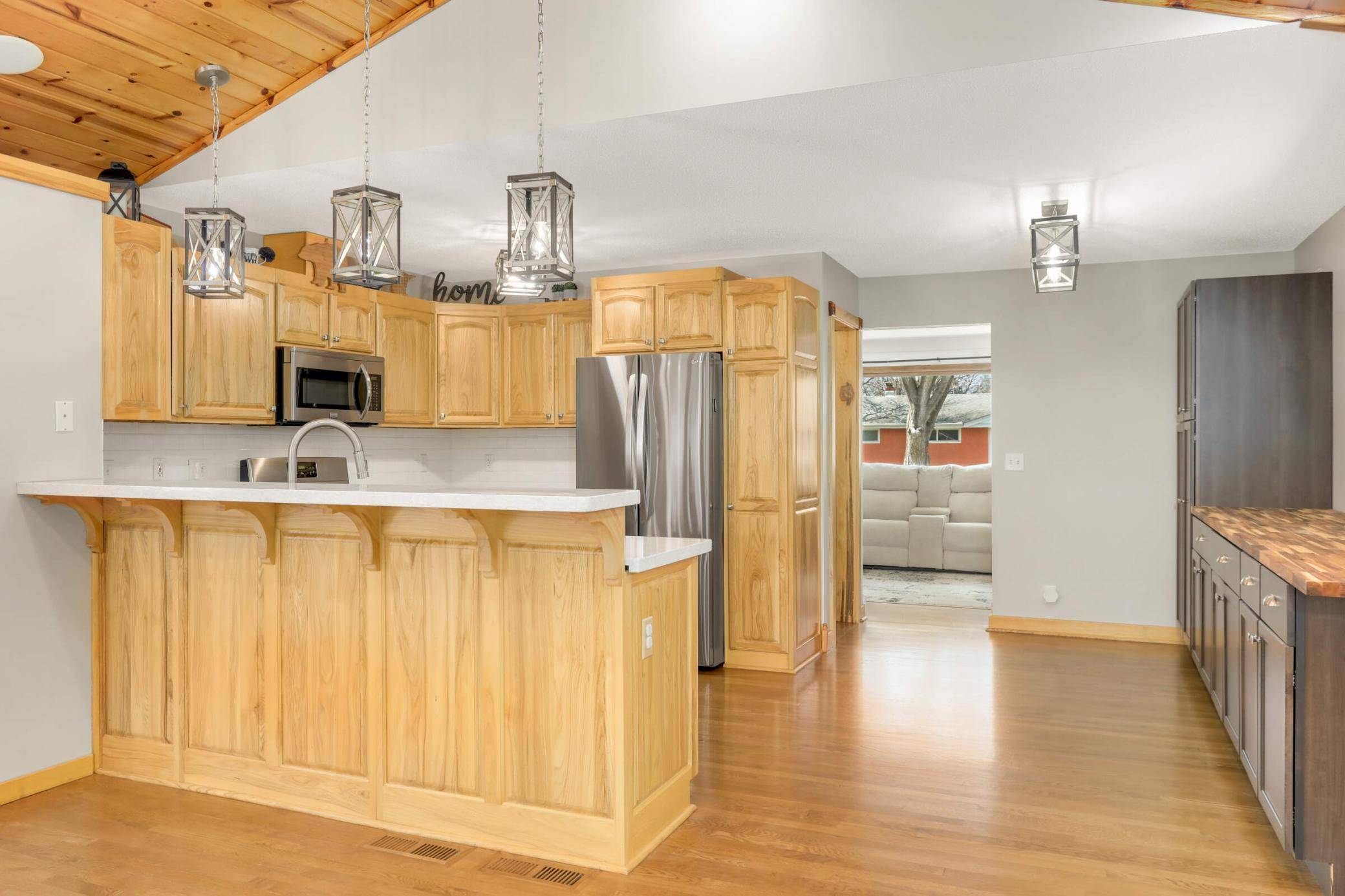 White Bear Lake, MN 55110,4858 Carolyn LN