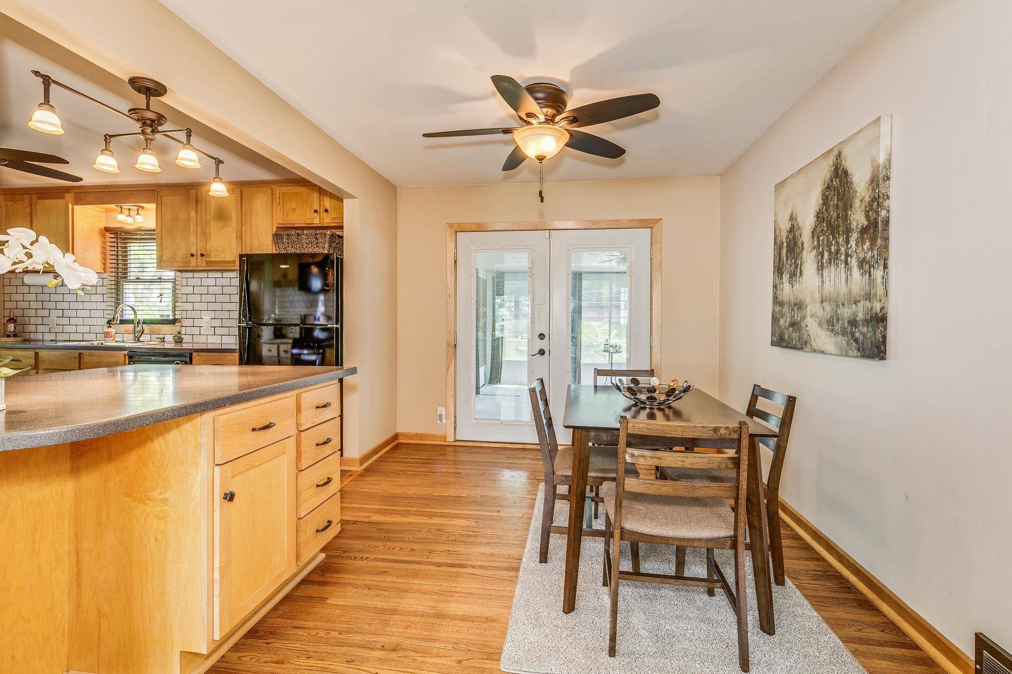 Maplewood, MN 55117,122 Kingston AVE