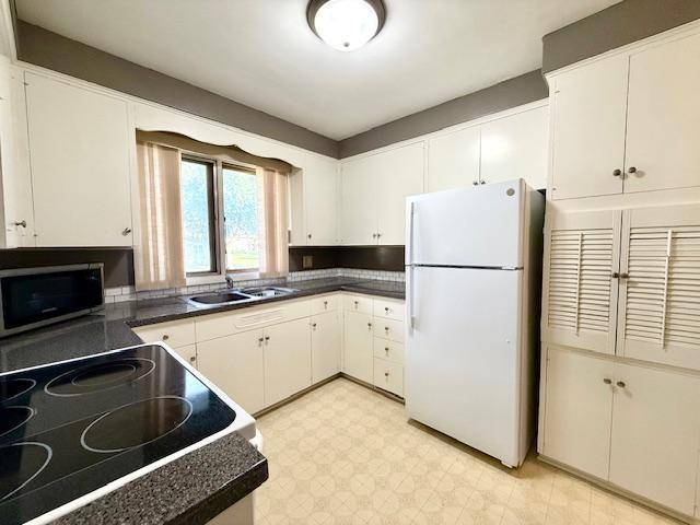 Caledonia, MN 55921,106 Mcphail AVE N