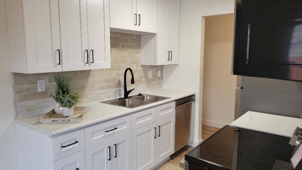 Hopkins, MN 55343,801 Smetana RD #7