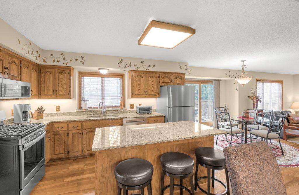 Maple Grove, MN 55369,9377 Chesshire LN N