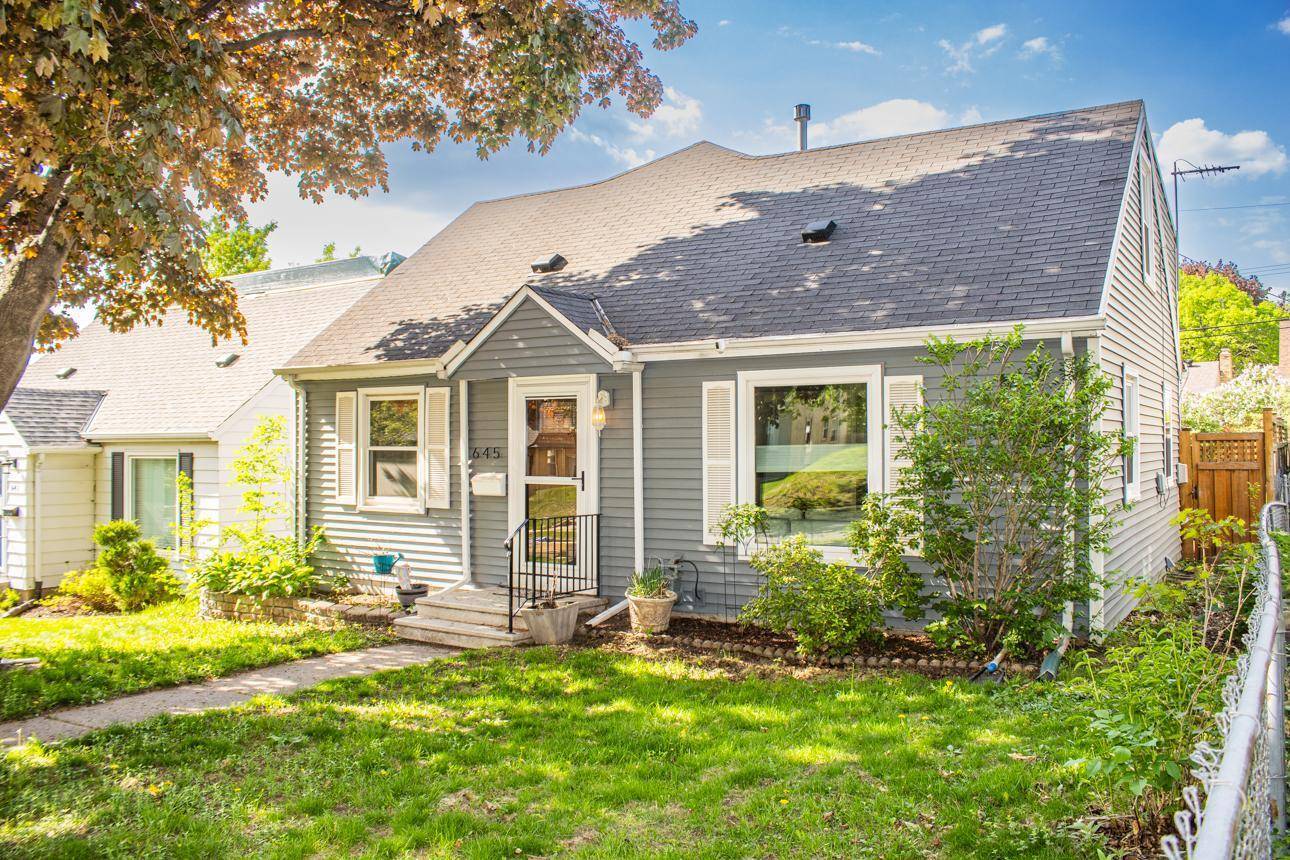 Minneapolis, MN 55418,645 36th AVE NE