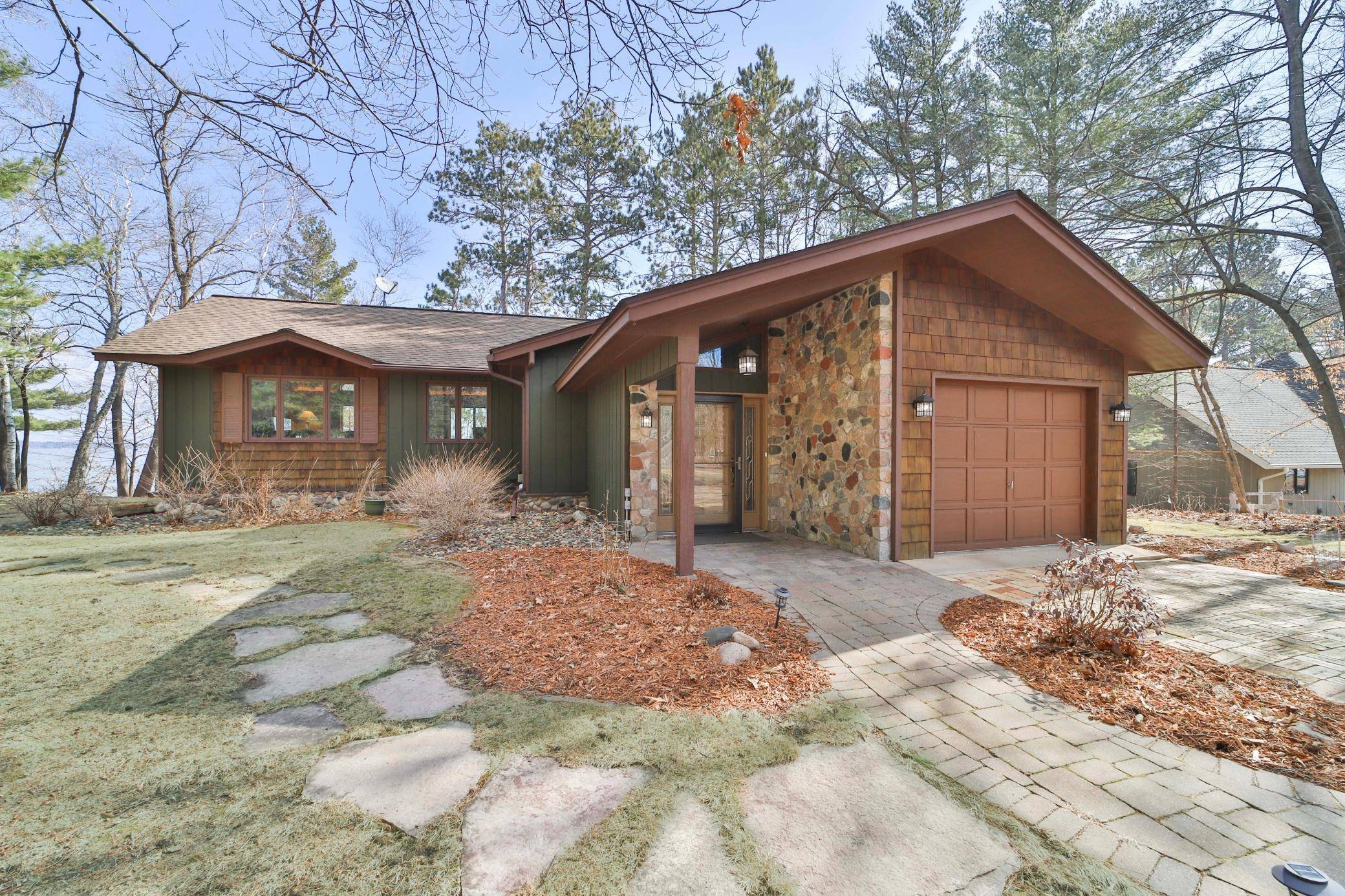 Nisswa, MN 56468,9302 Interlachen RD