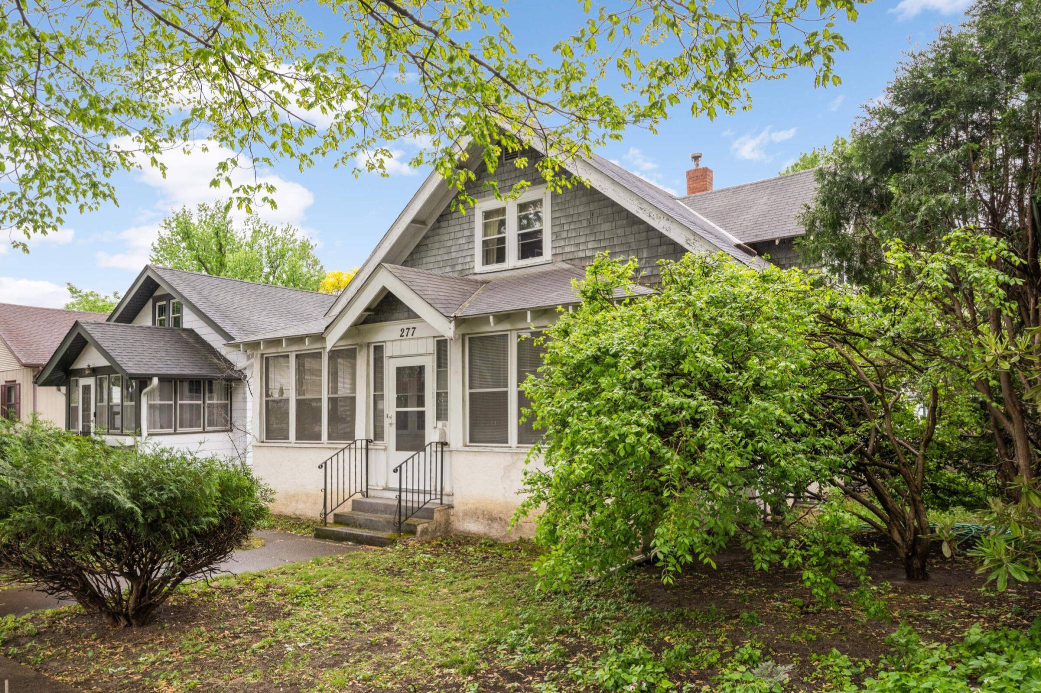 Saint Paul, MN 55105,277 Warwick ST