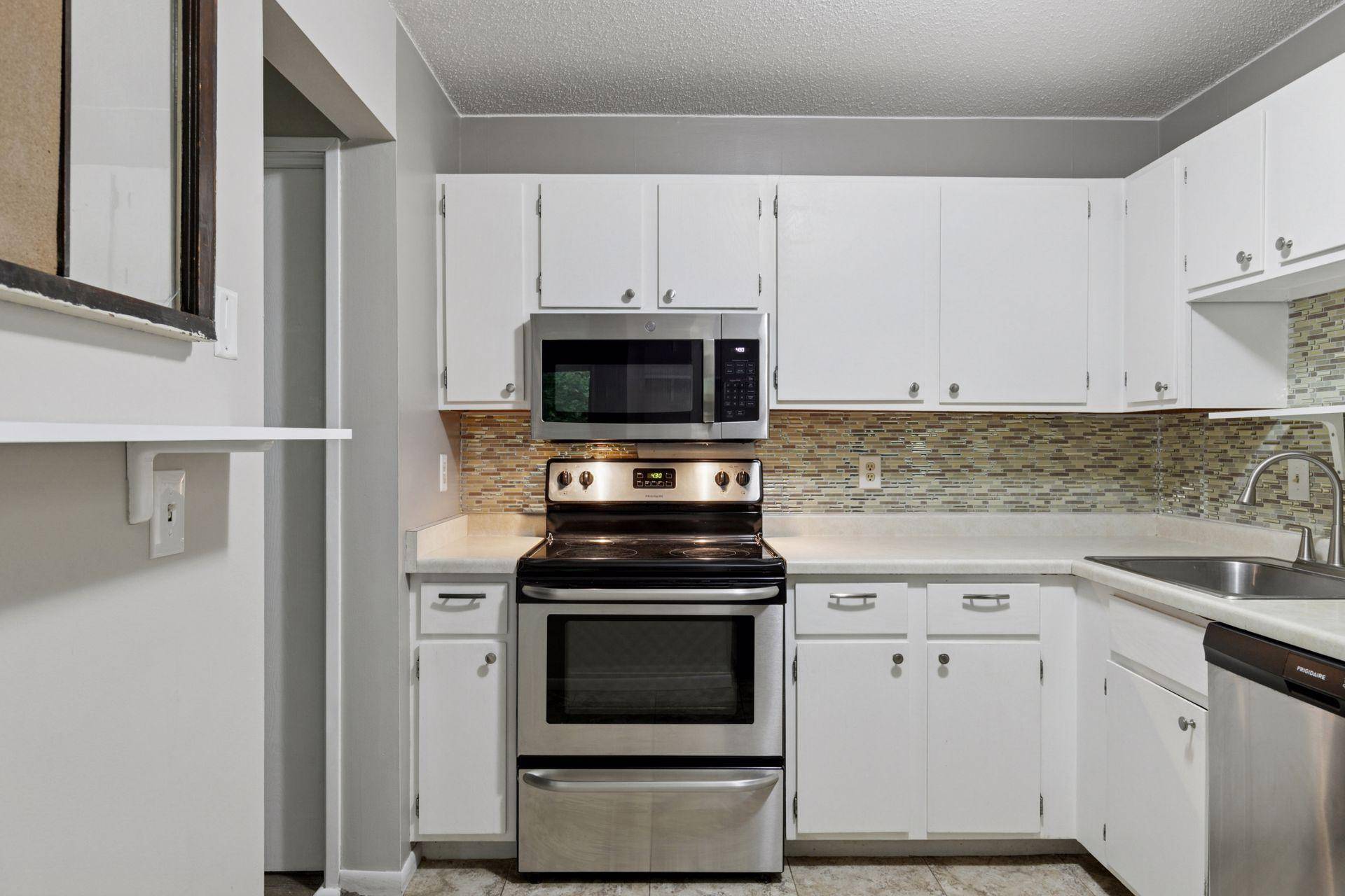Eagan, MN 55122,1903 Silver Bell RD #314