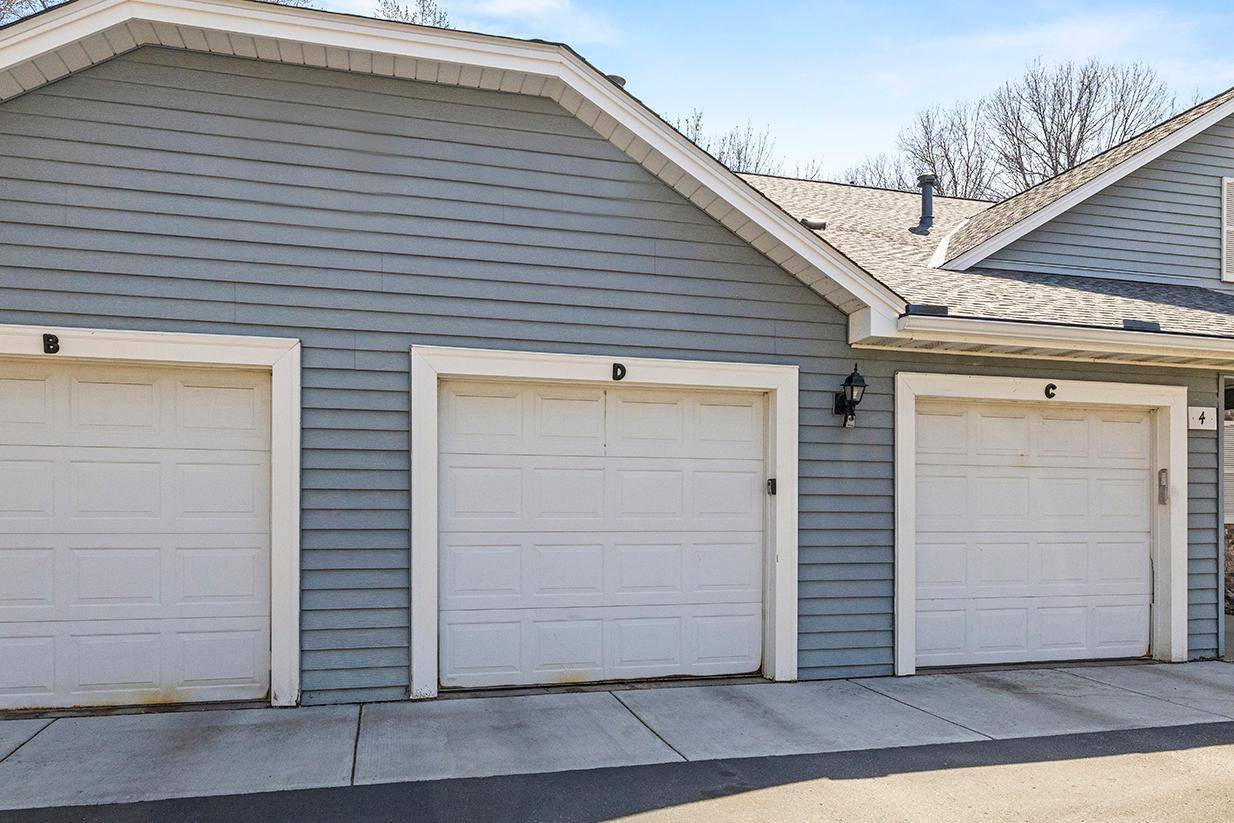 West Saint Paul, MN 55118,4 Crusader AVE E #D
