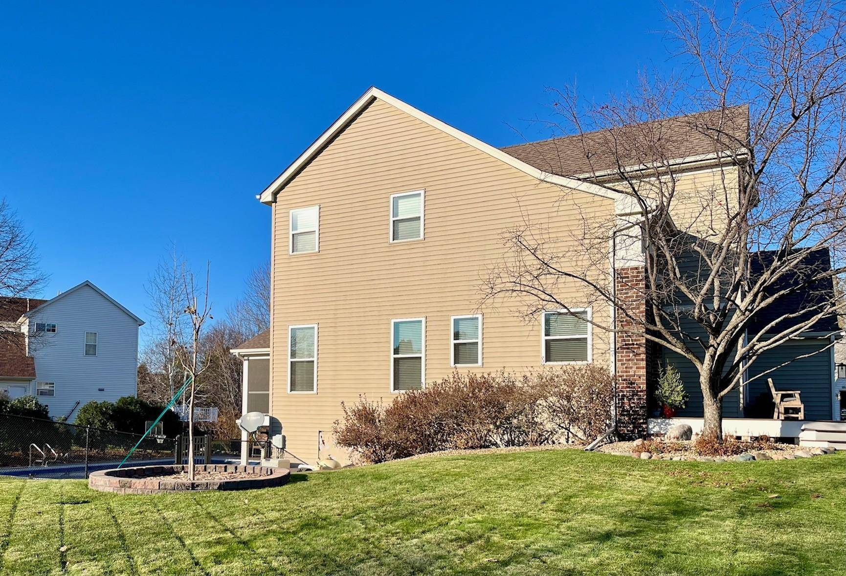 Inver Grove Heights, MN 55077,9385 Esk CIR