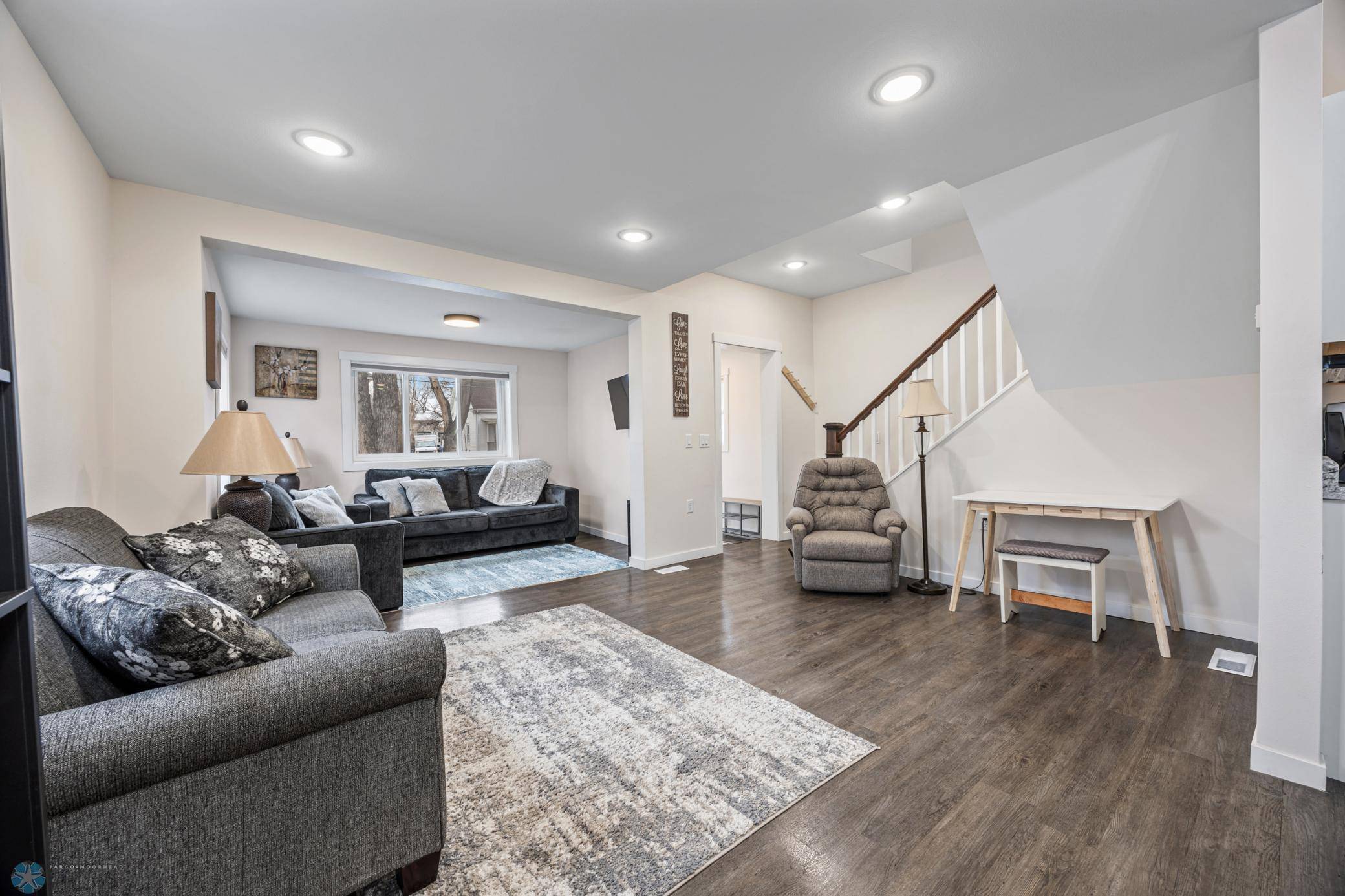 Fargo, ND 58102,823 9th ST N