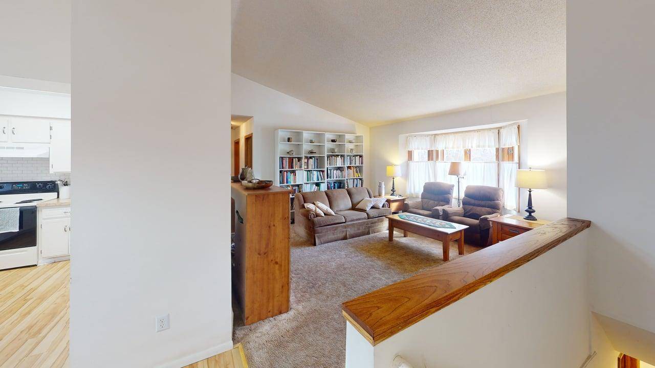Cambridge, MN 55008,32524 Evergreen ST NW