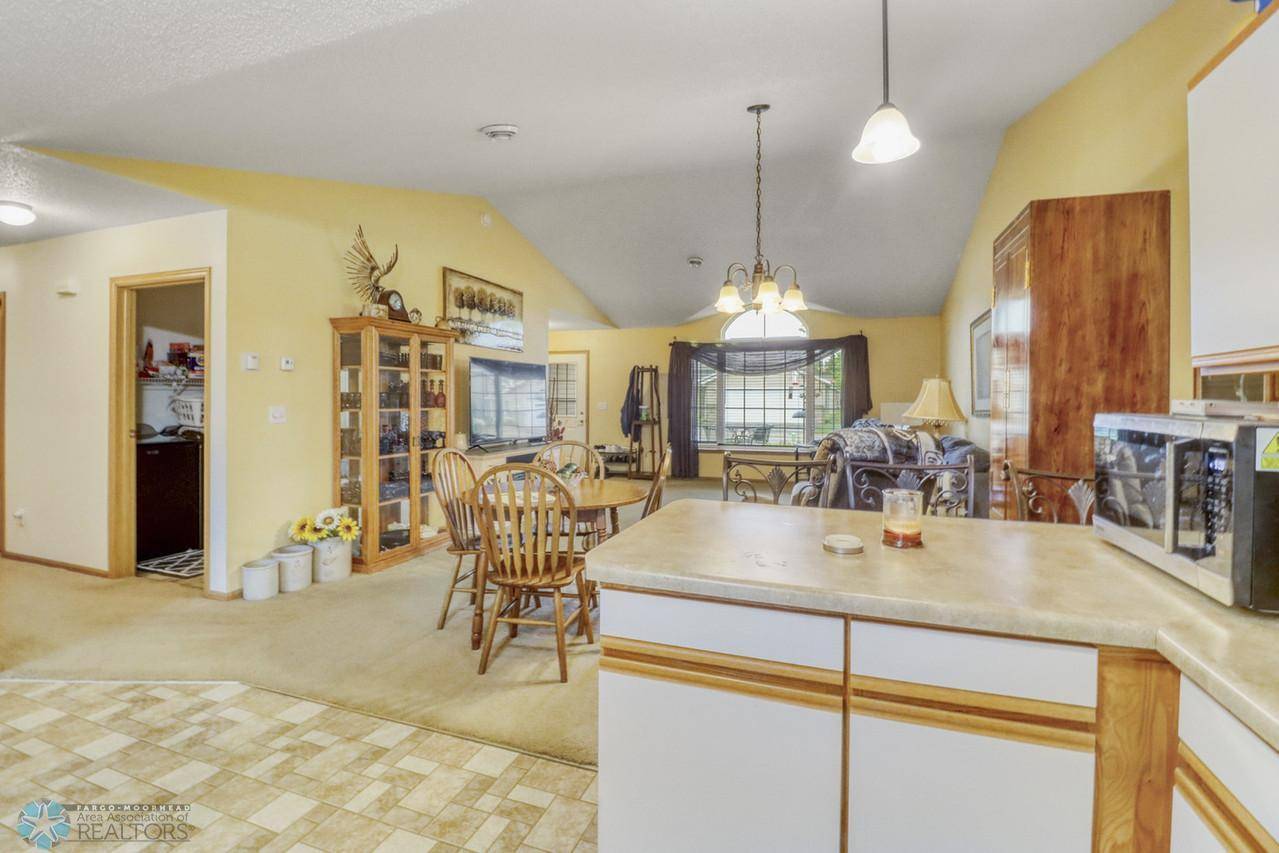 Moorhead, MN 56560,328 30th ST N