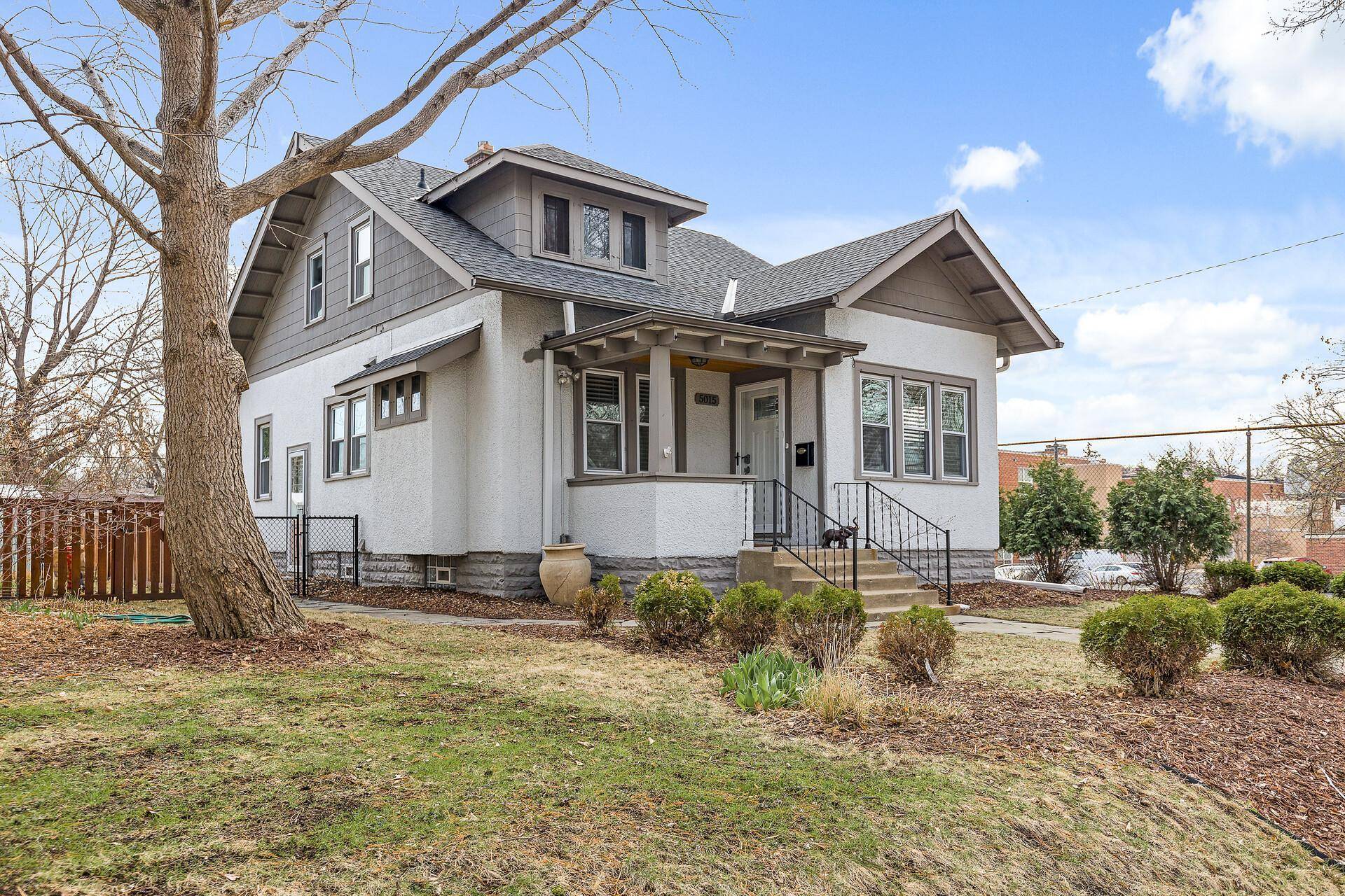 Minneapolis, MN 55410,5015 Zenith AVE S