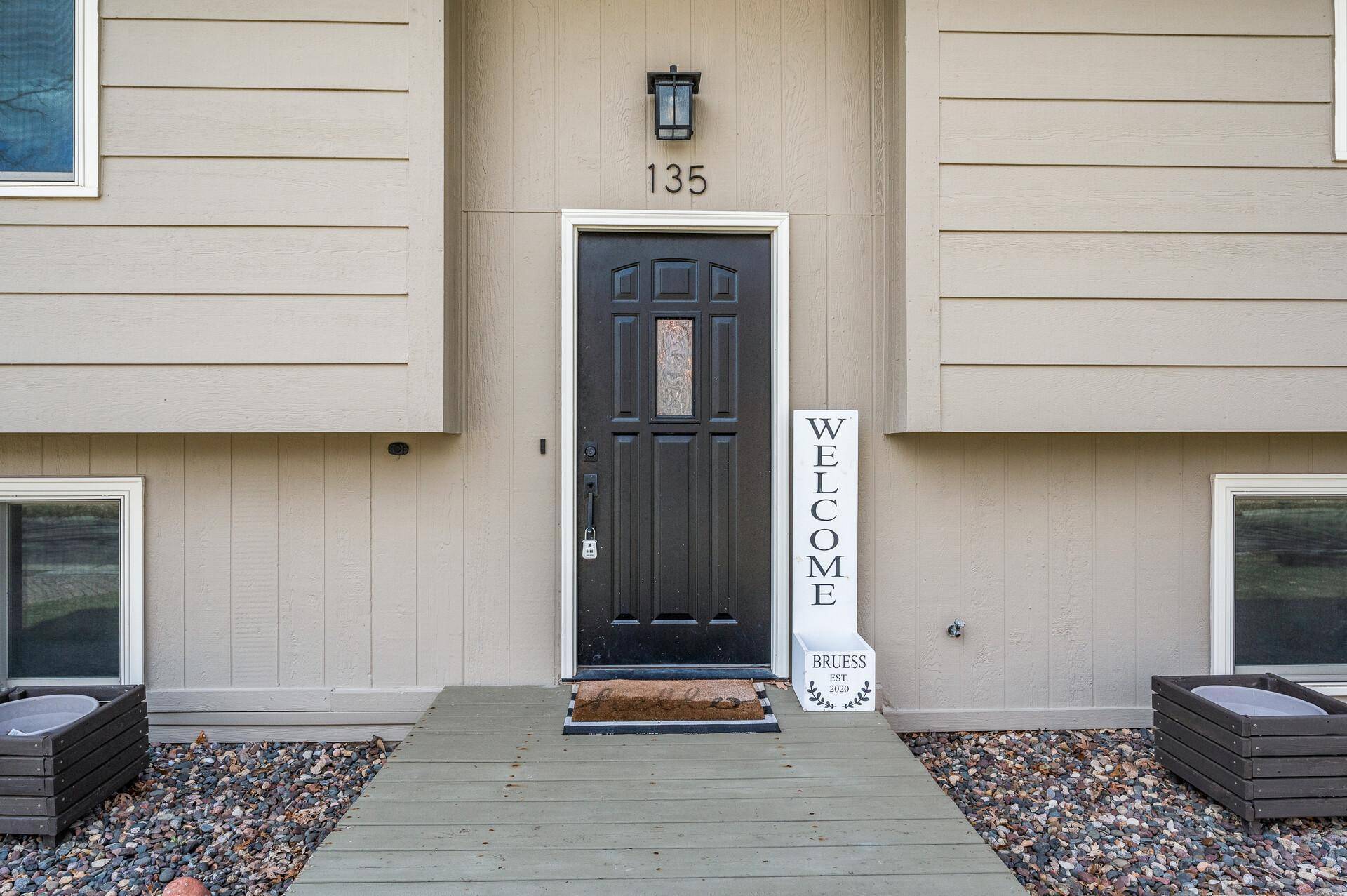 Mahtomedi, MN 55115,135 Glenmar AVE