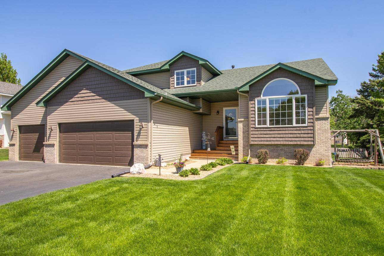 Blaine, MN 55449,12367 Goodhue ST NE