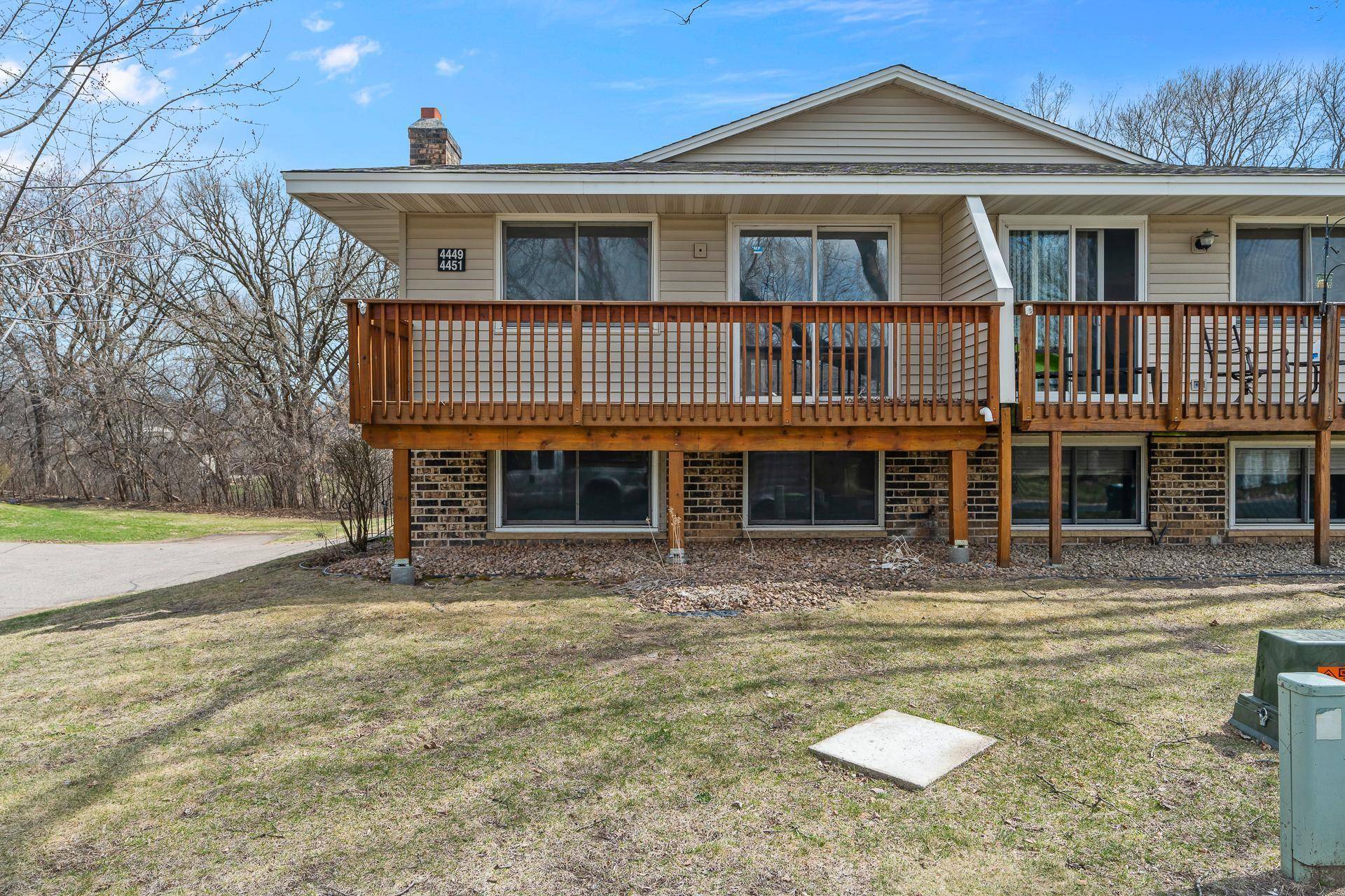 Eagan, MN 55122,4449 Woodgate CT