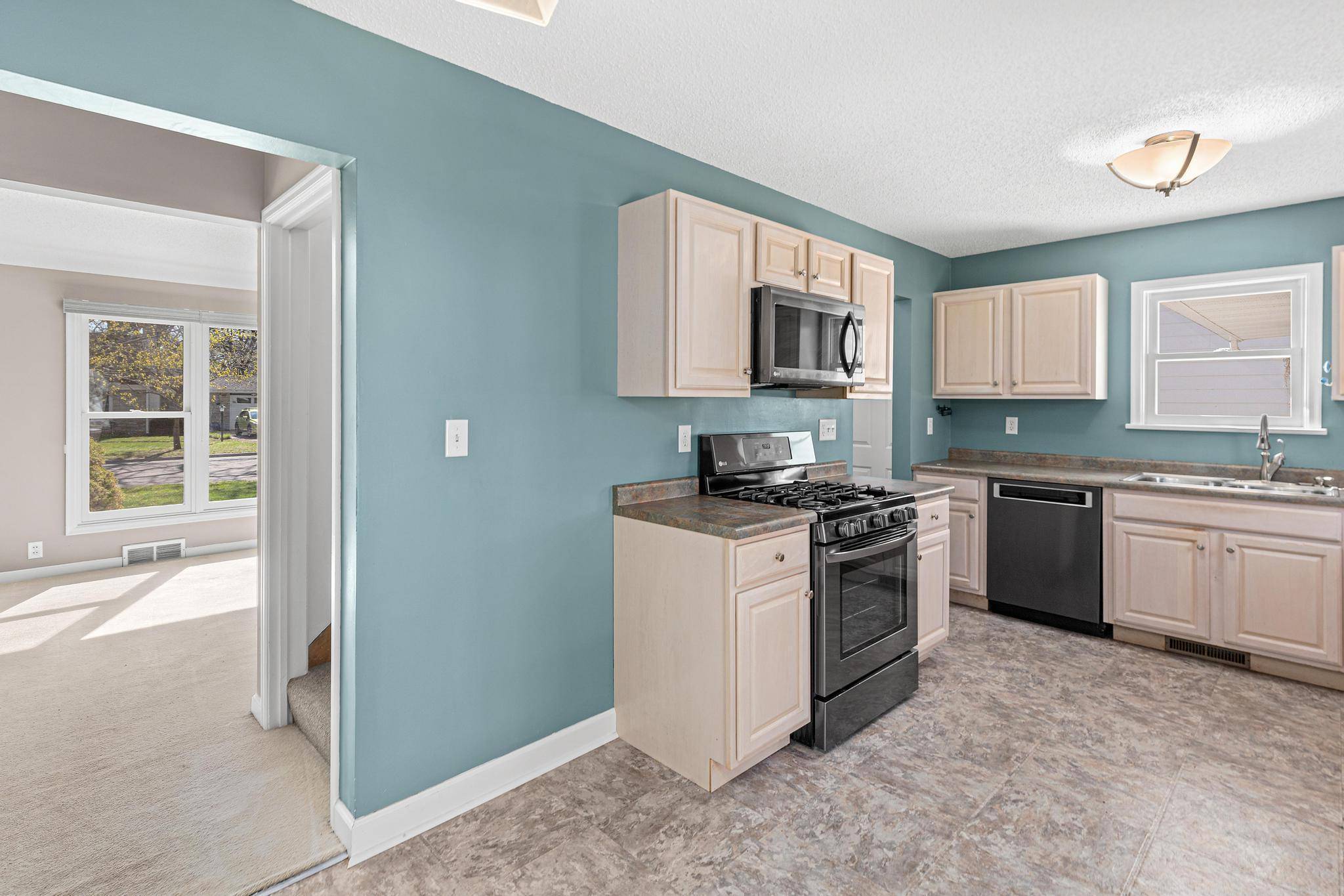 Richfield, MN 55423,7120 James AVE S