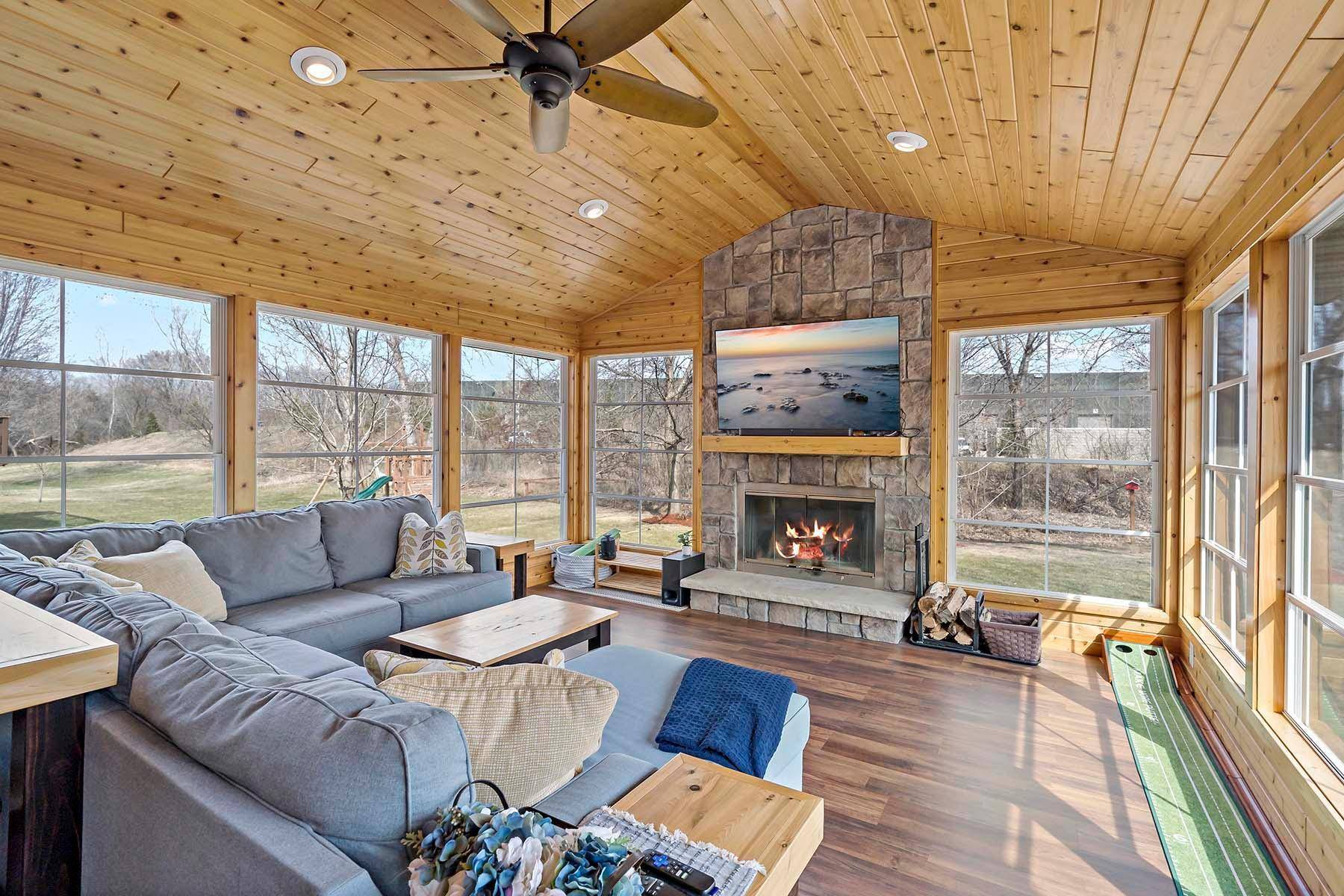 Savage, MN 55378,9116 Creek WAY
