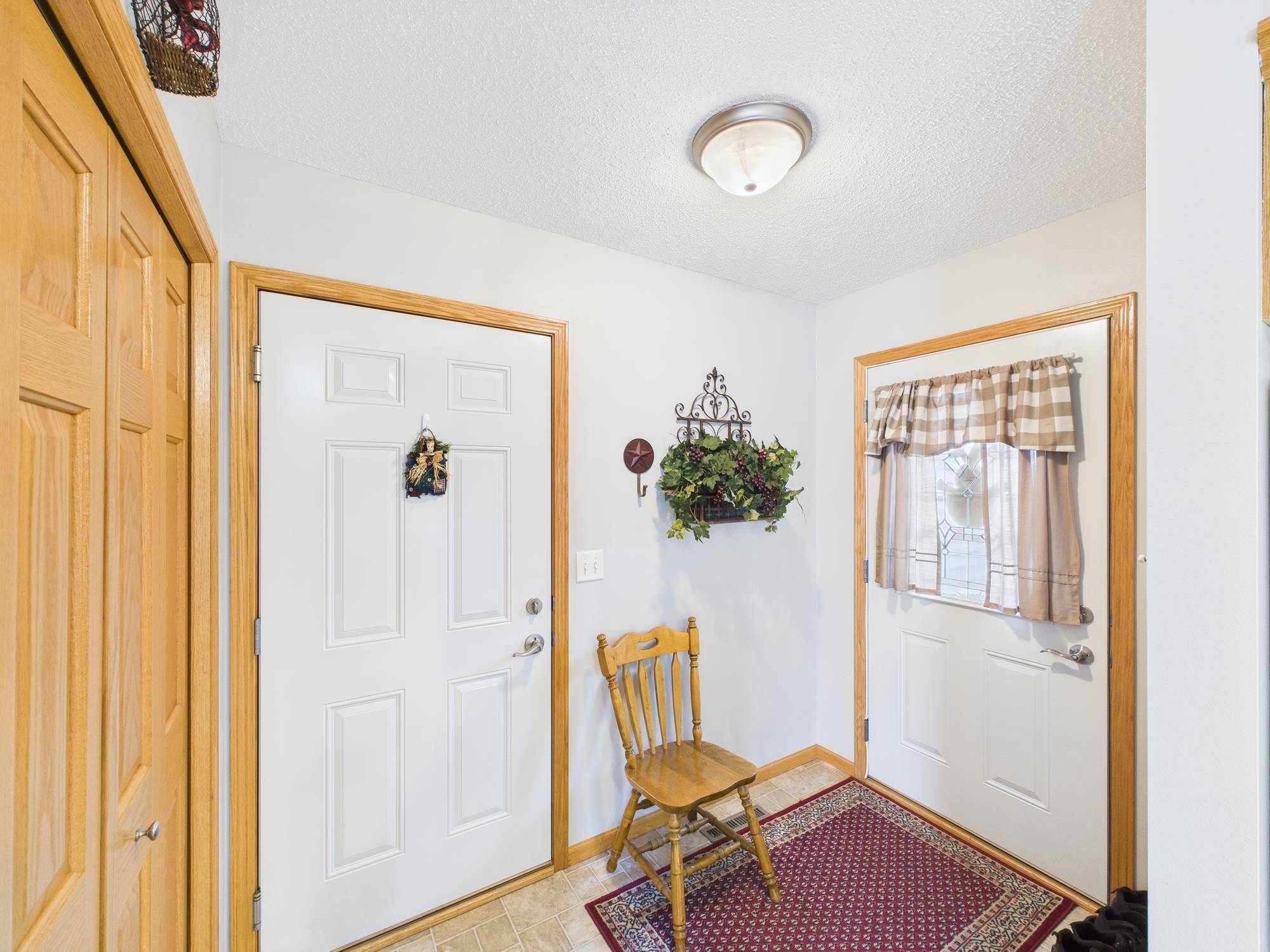 Melrose, MN 56352,809 1st ST SE