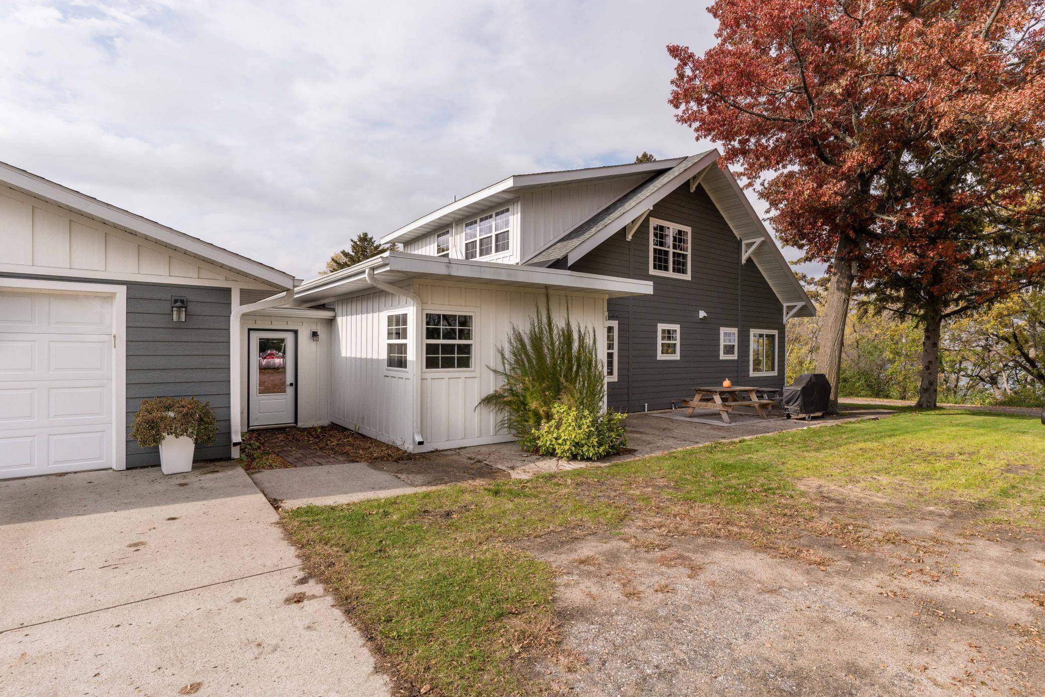 Battle Lake, MN 56515,208 E Dunton ST
