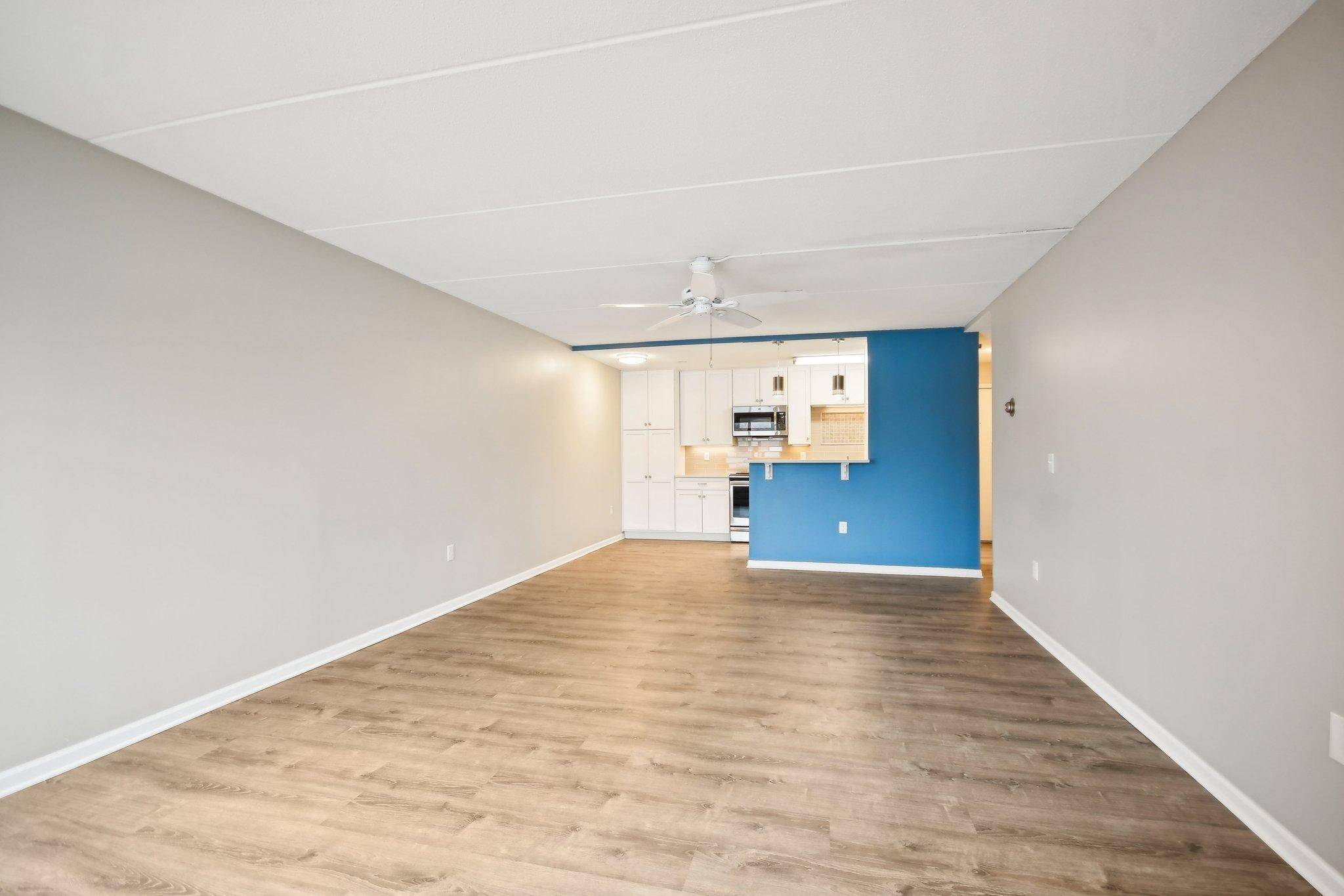 Oakdale, MN 55128,329 Geneva AVE N #212