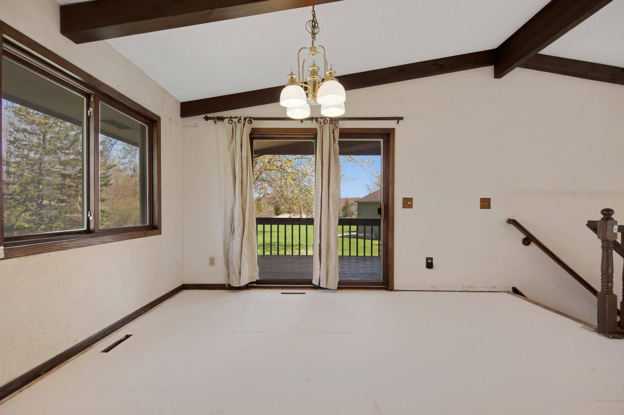 Medina, MN 55356,2482 Bobolink RD