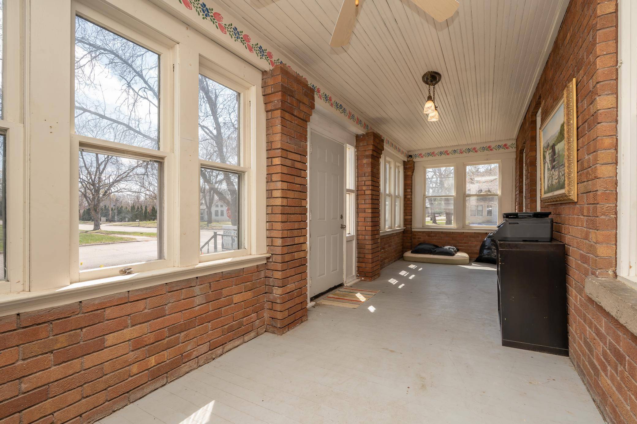 Belle Plaine, MN 56011,148 S Walnut ST