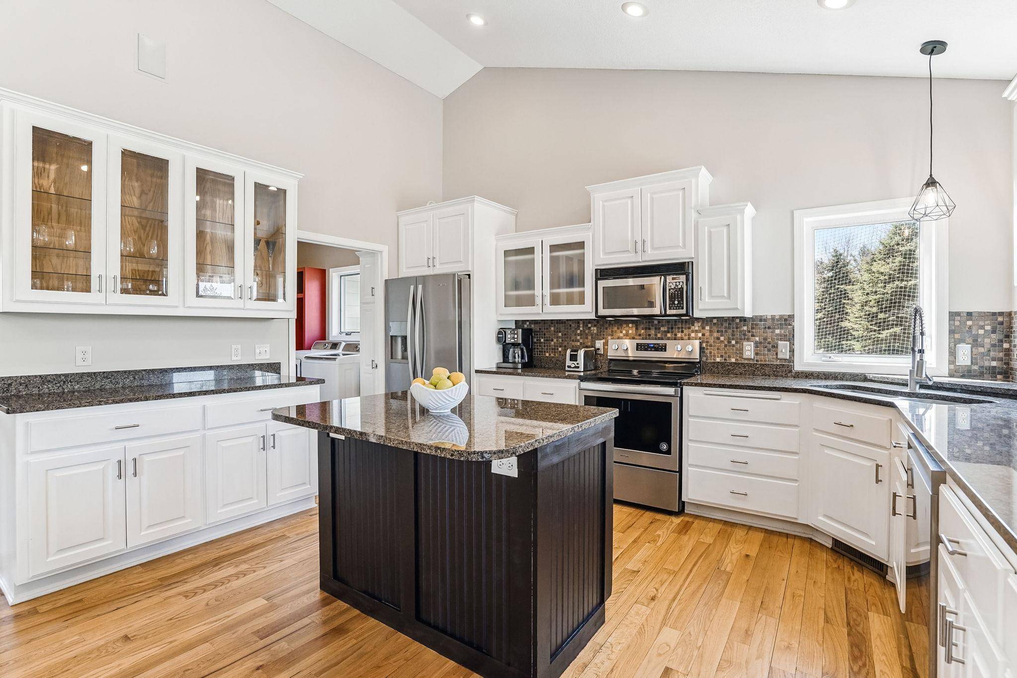 East Bethel, MN 55011,914 NE 207th AVE NE