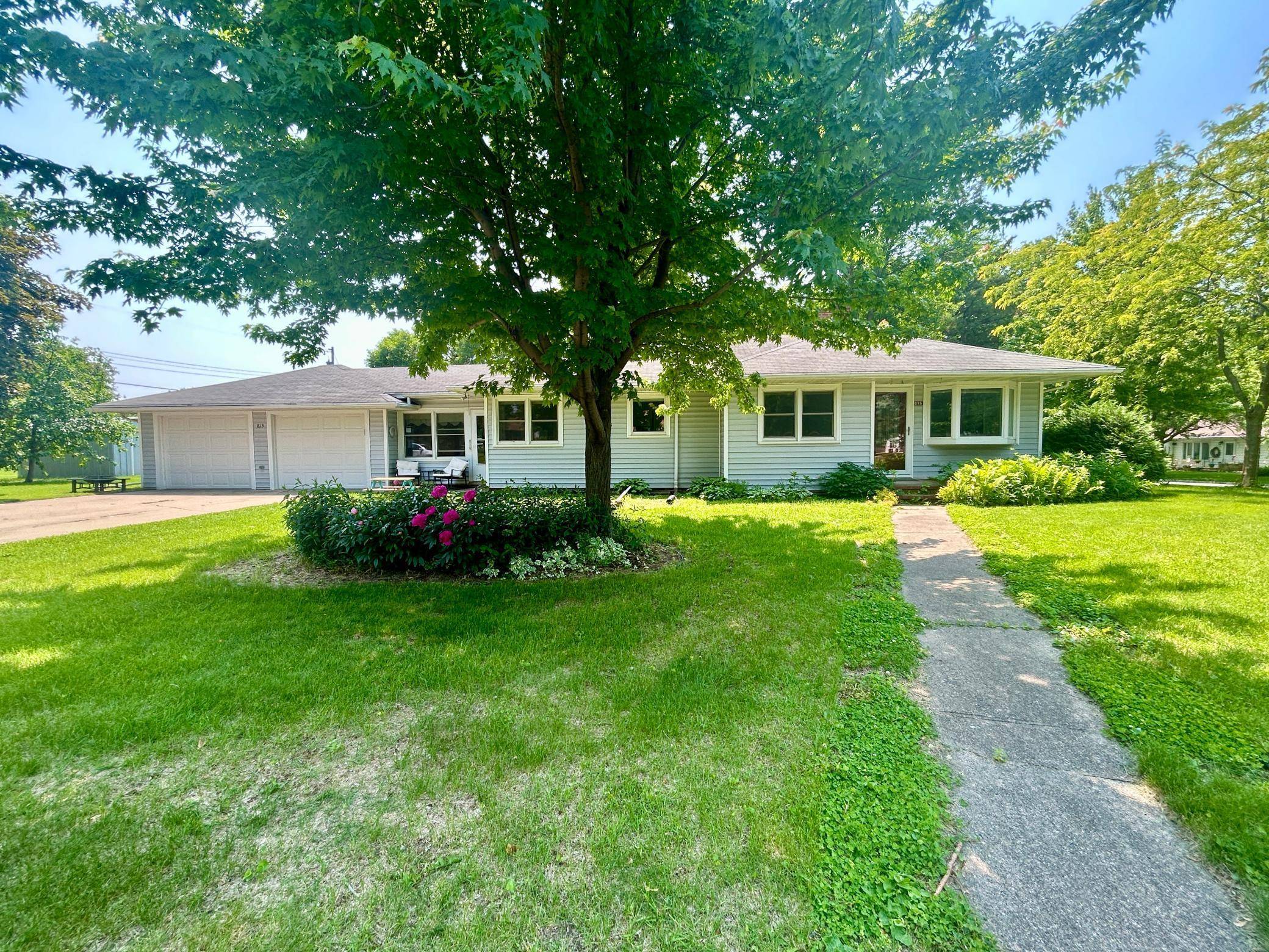 Gaylord, MN 55334,815 Court AVE