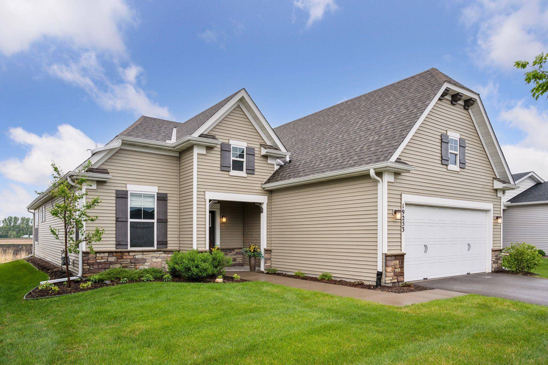 Corcoran, MN 55374,19253 99th PL