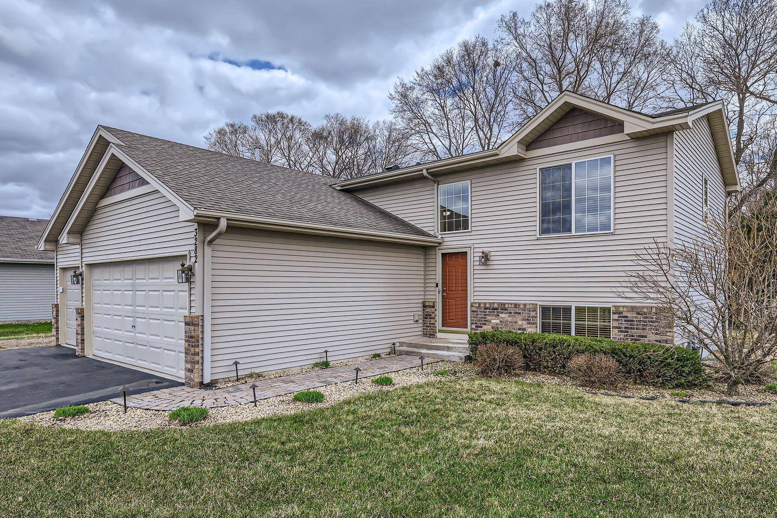 Saint Francis, MN 55070,3282 235th AVE NW