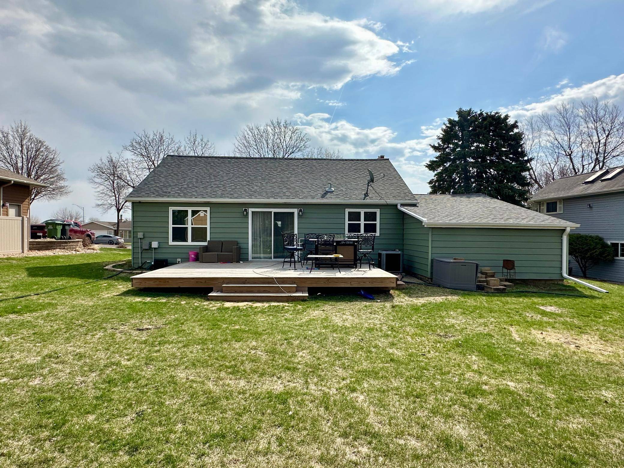 Worthington, MN 56187,1525 Park AVE