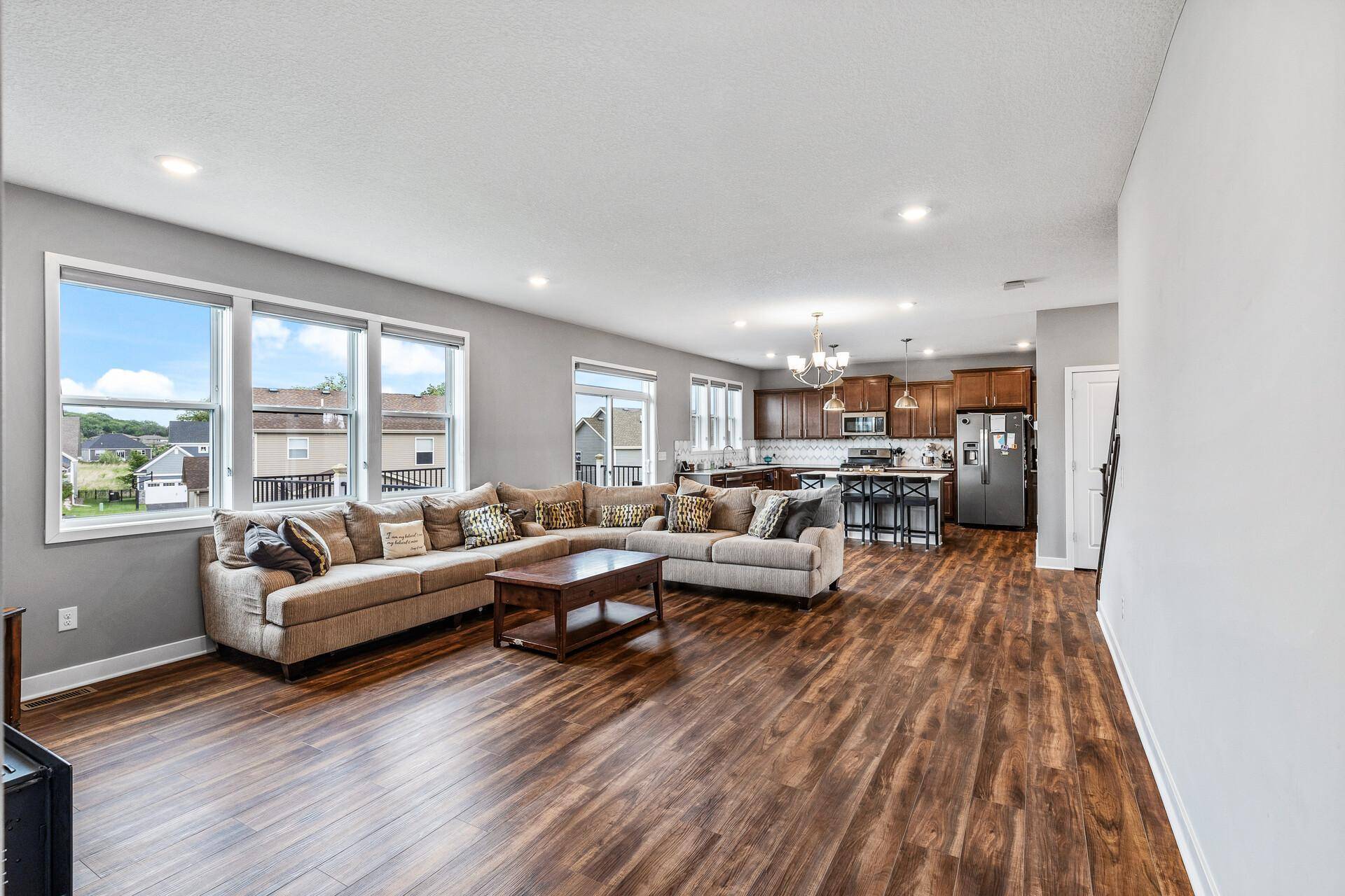 Carver, MN 55315,1226 Maple LN