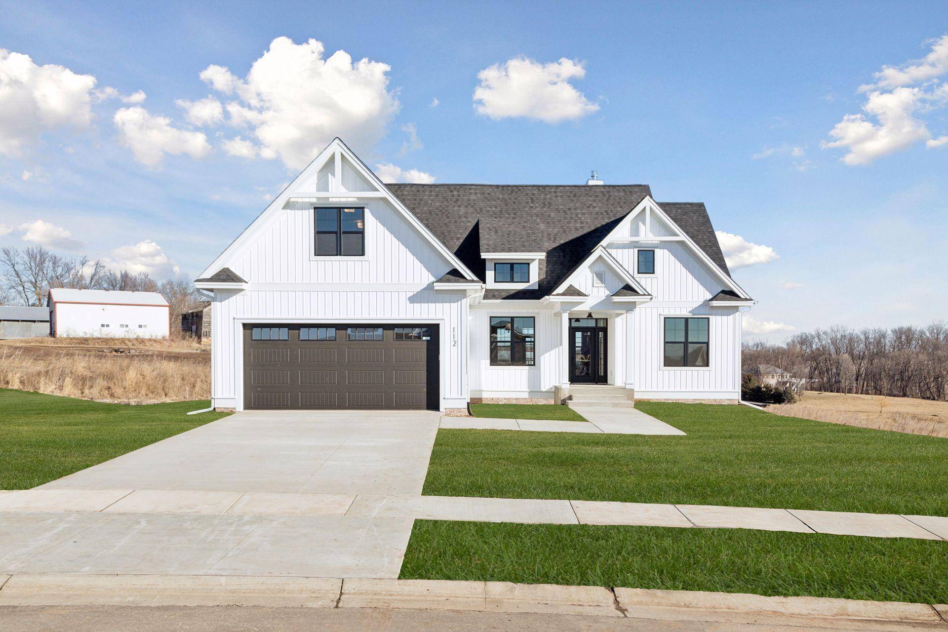 Roberts, WI 54023,112 E Brewer ST