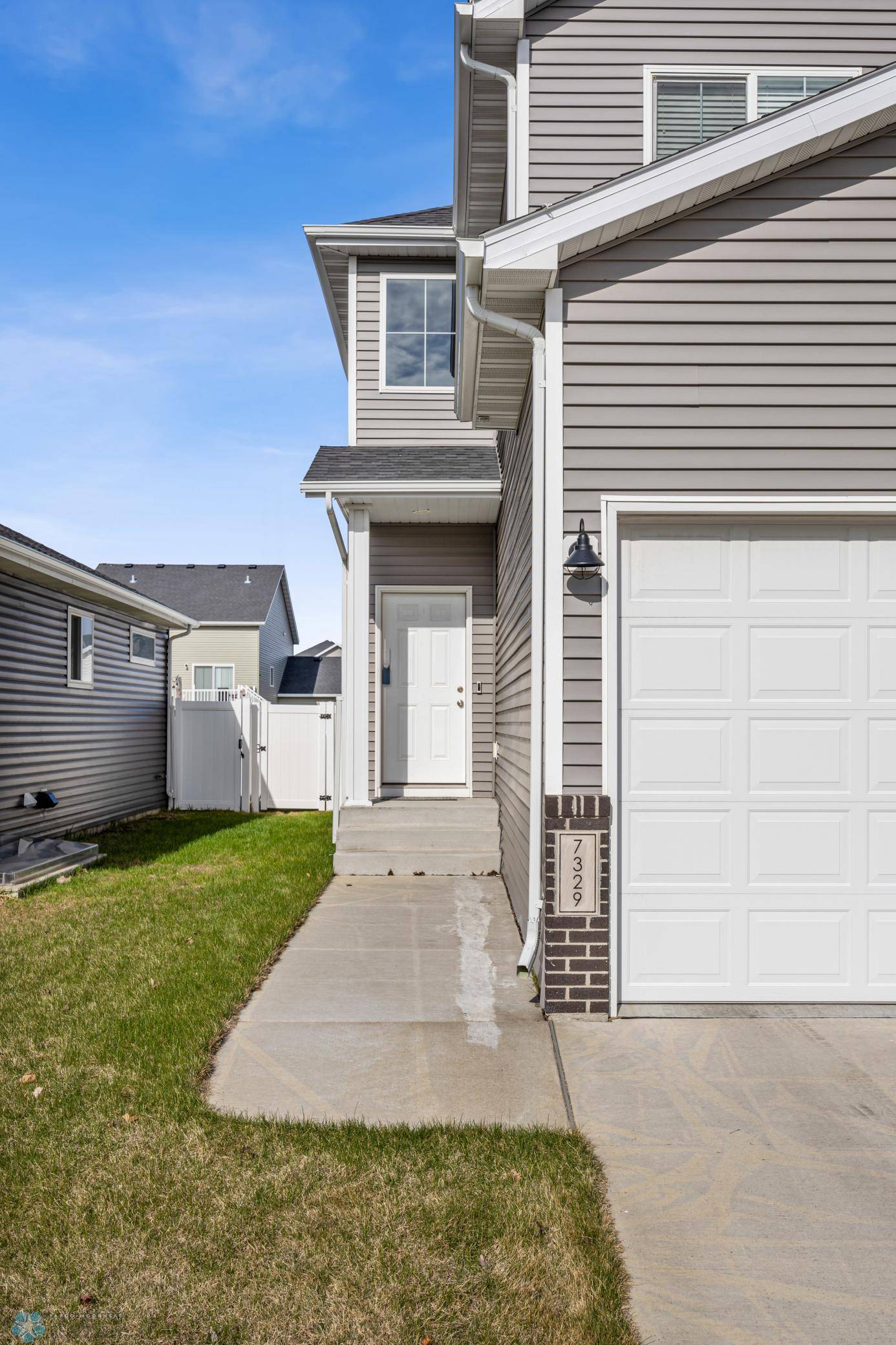 Fargo, ND 58104,7329 21st ST S