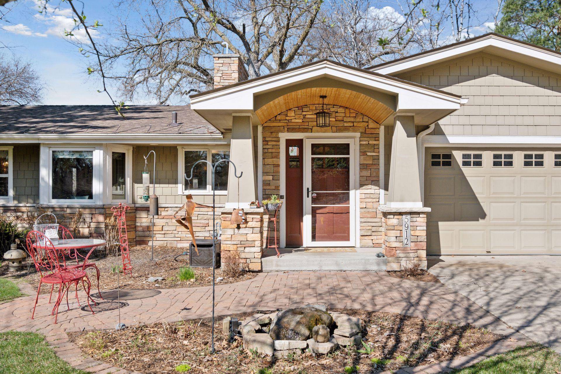 Edina, MN 55436,5912 Hansen RD