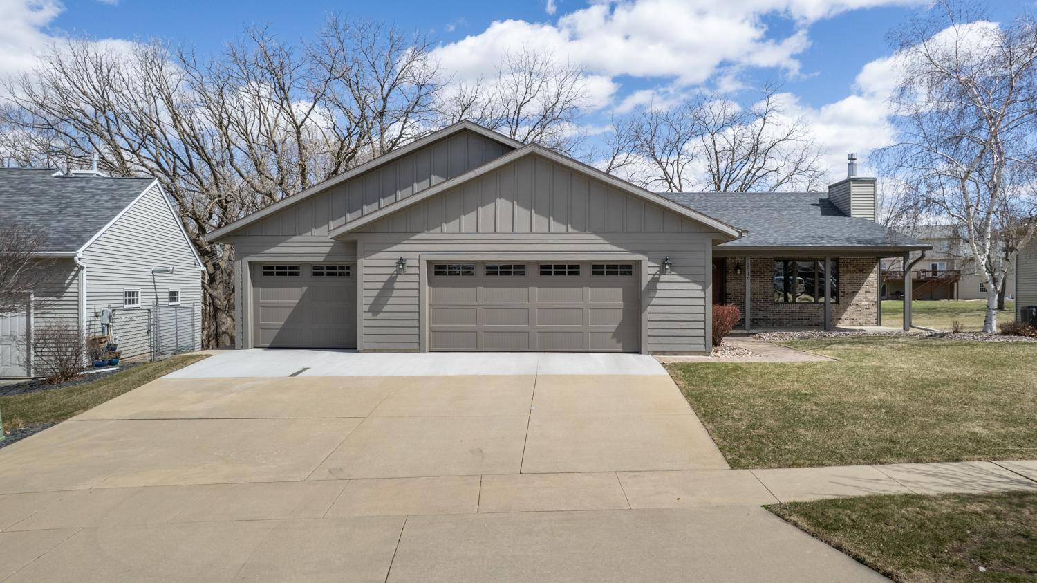 Rochester, MN 55906,2316 Wilshire LN NE