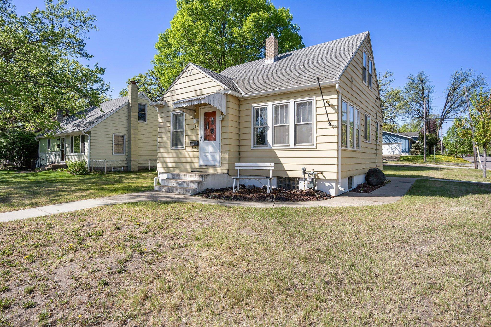 Saint Cloud, MN 56304,535 5th AVE NE