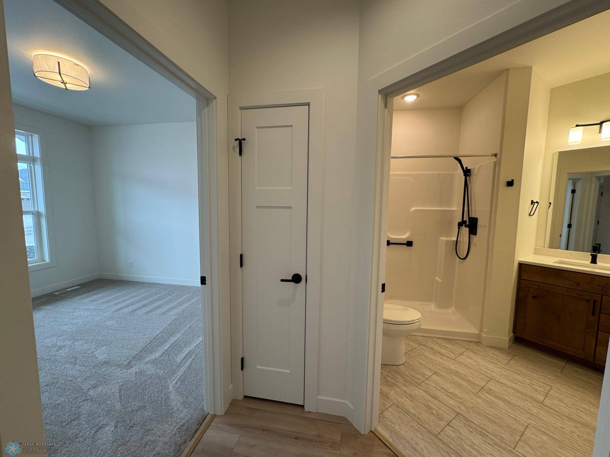 Fargo, ND 58078,5168 Mira WAY W