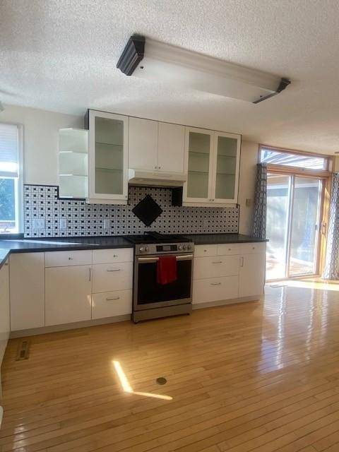 Eagan, MN 55123,668 Brentwood LN