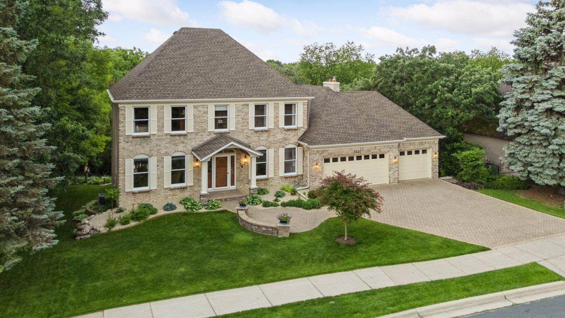 Bloomington, MN 55438,7621 Bush Lake DR